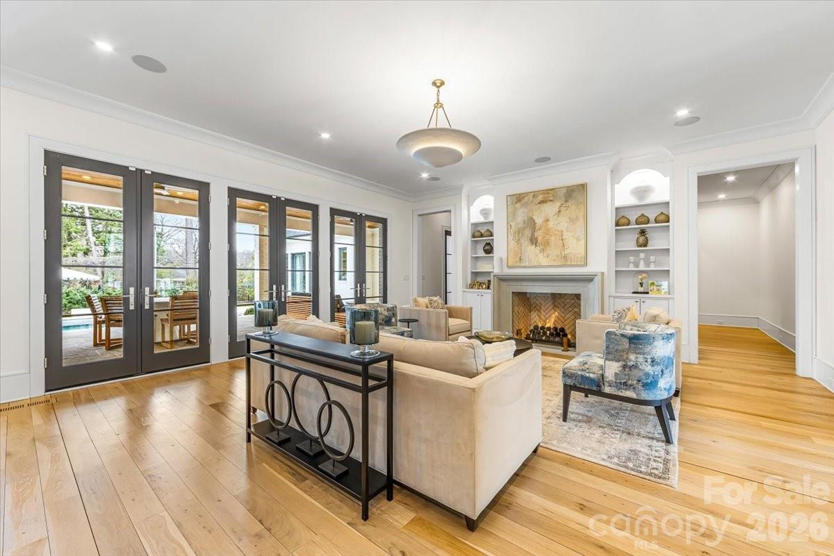 1614 Princeton Avenue — Charlotte