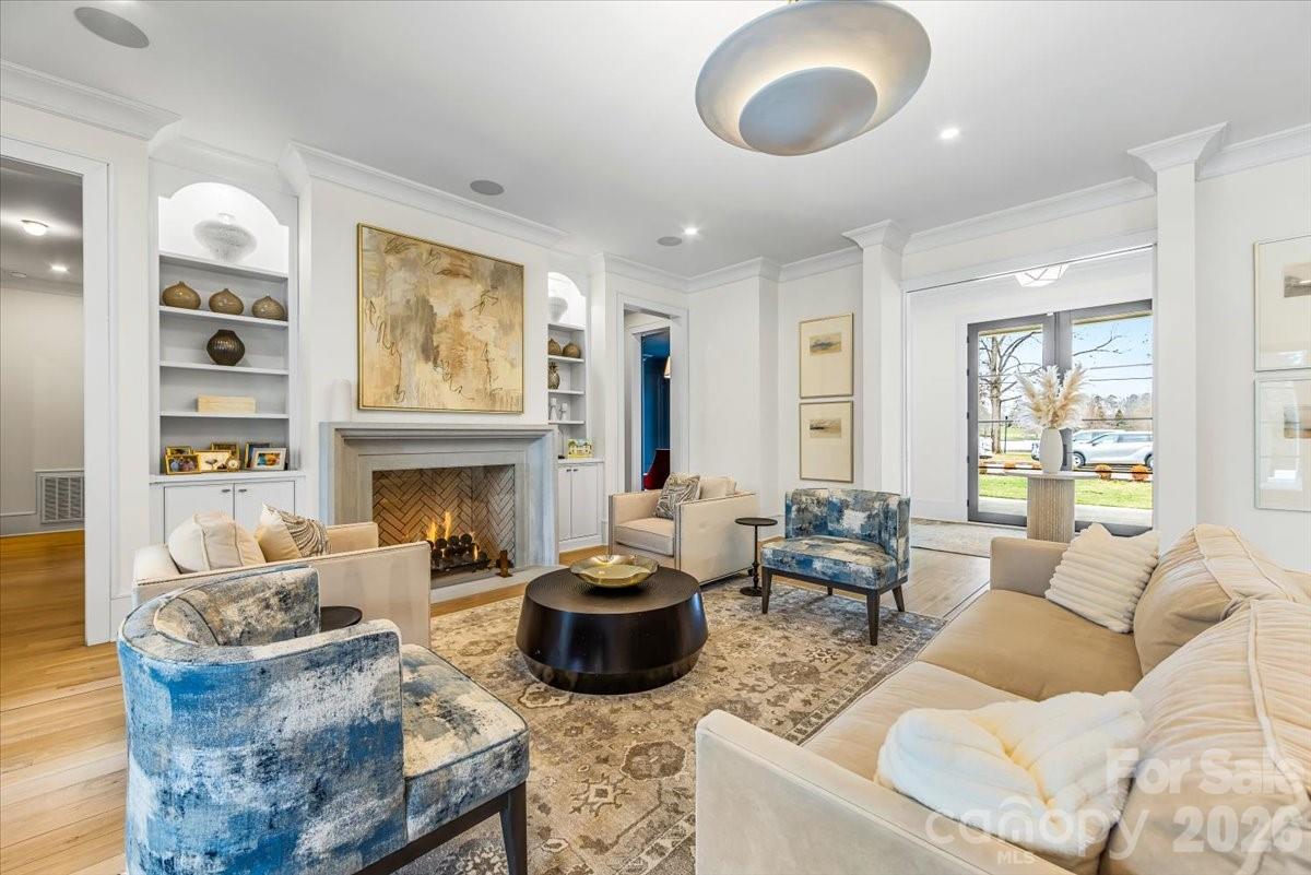 1614 Princeton Avenue — Charlotte