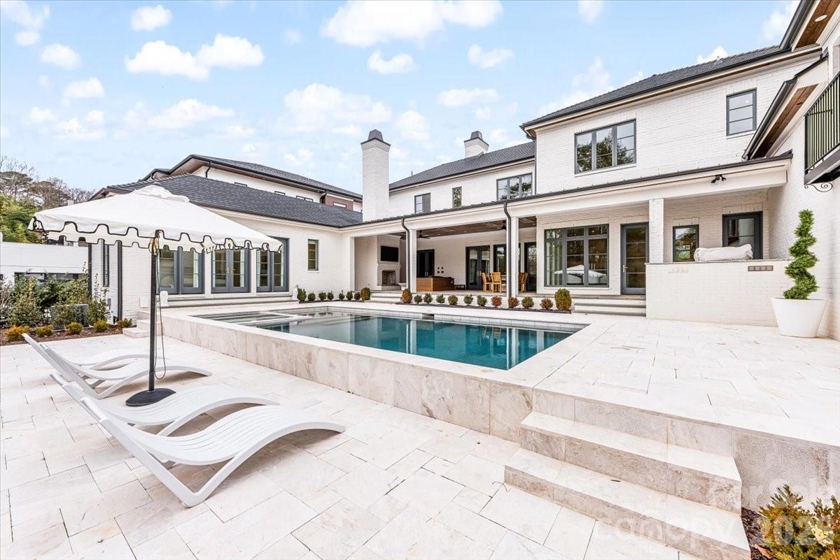 1614 Princeton Avenue — Charlotte