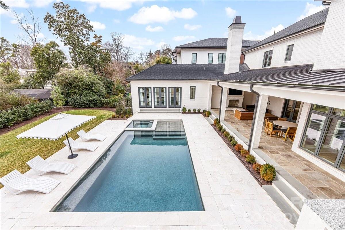 1614 Princeton Avenue — Charlotte