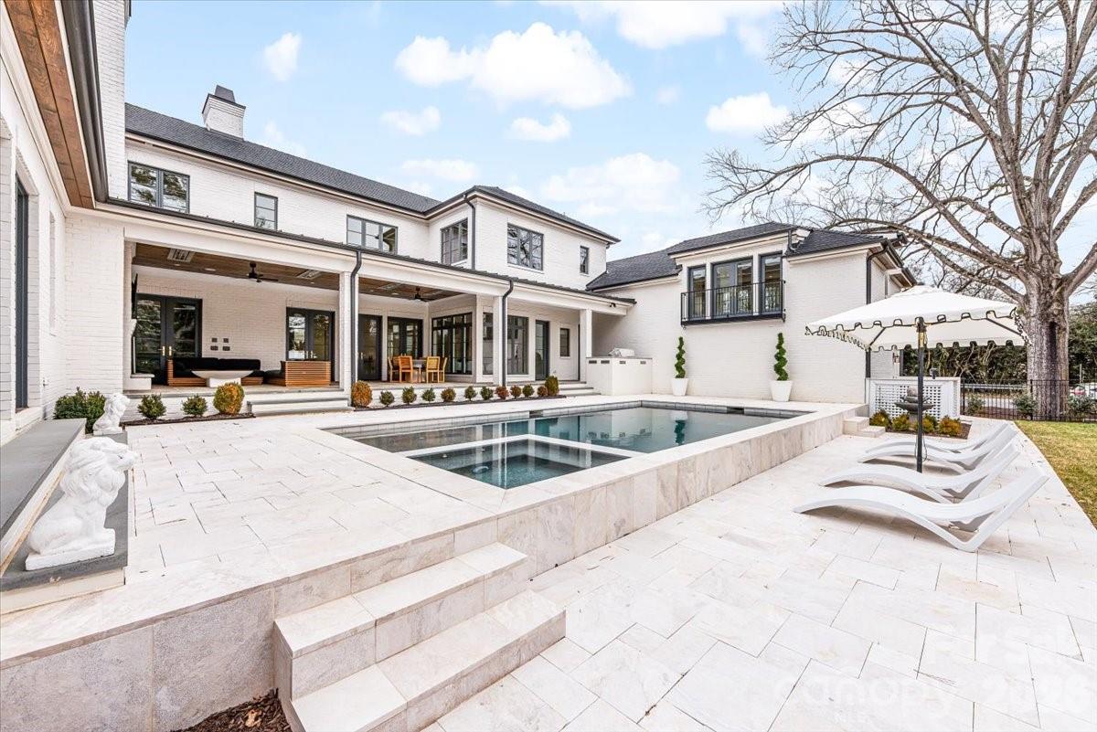 1614 Princeton Avenue — Charlotte