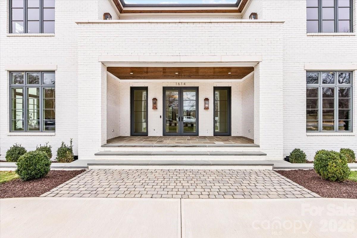 1614 Princeton Avenue — Charlotte