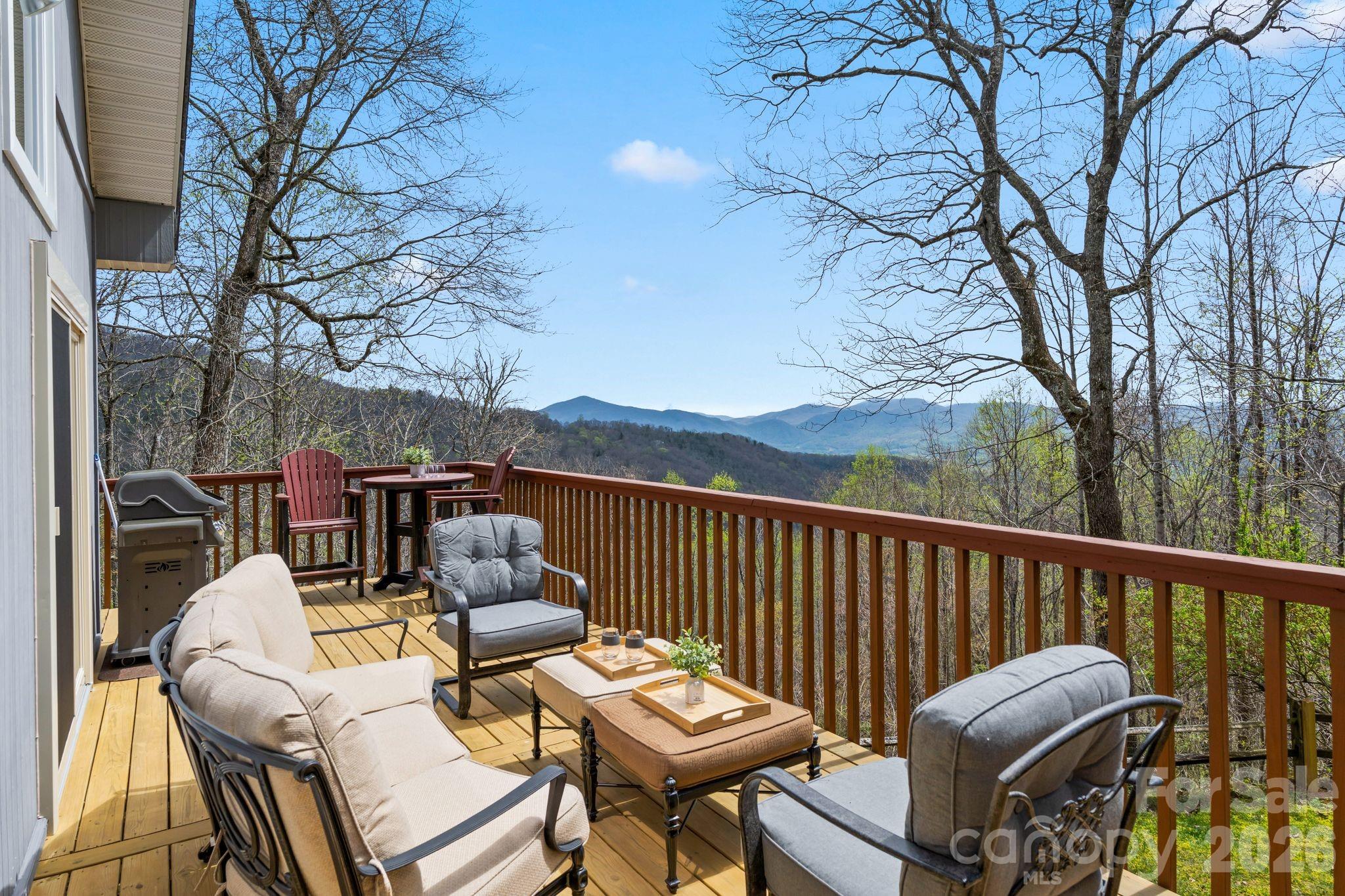 108 Hickory Forest Road — Fairview