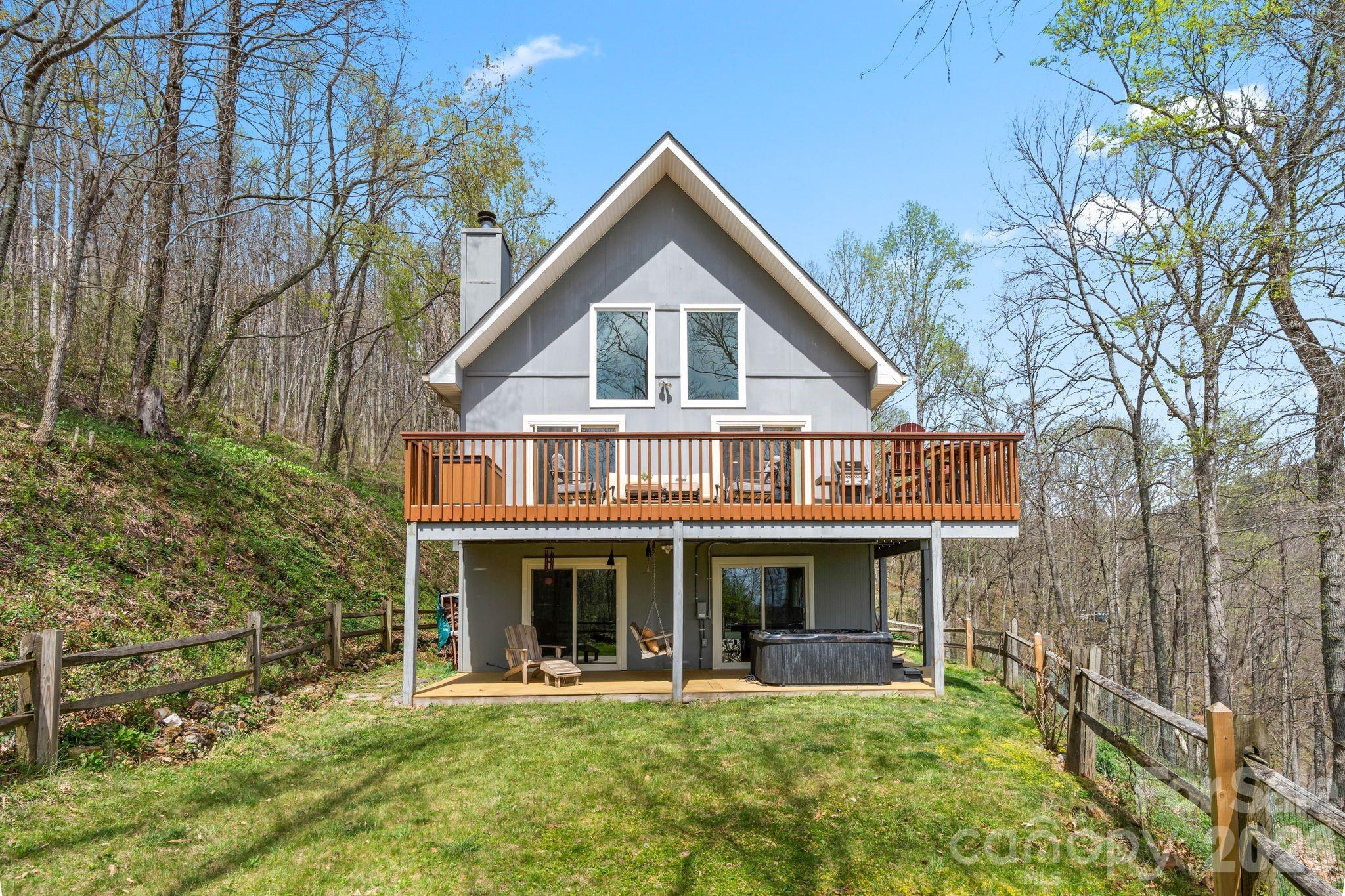 108 Hickory Forest Road — Fairview