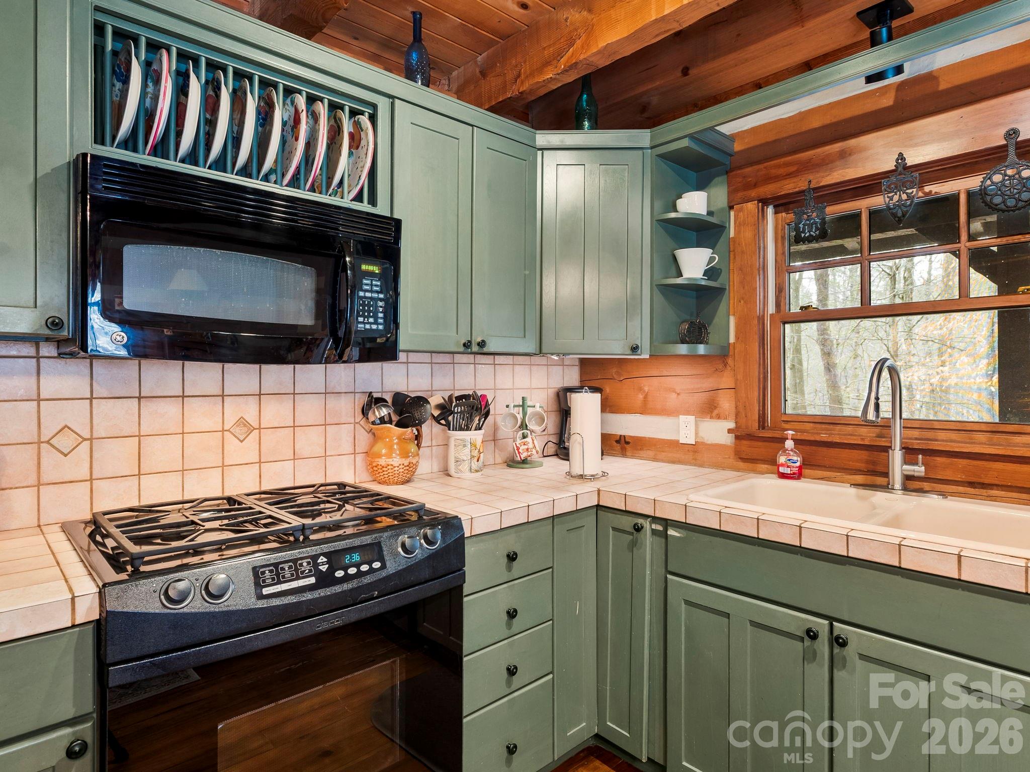952 & 970 Morgan Hill Road — Black Mountain