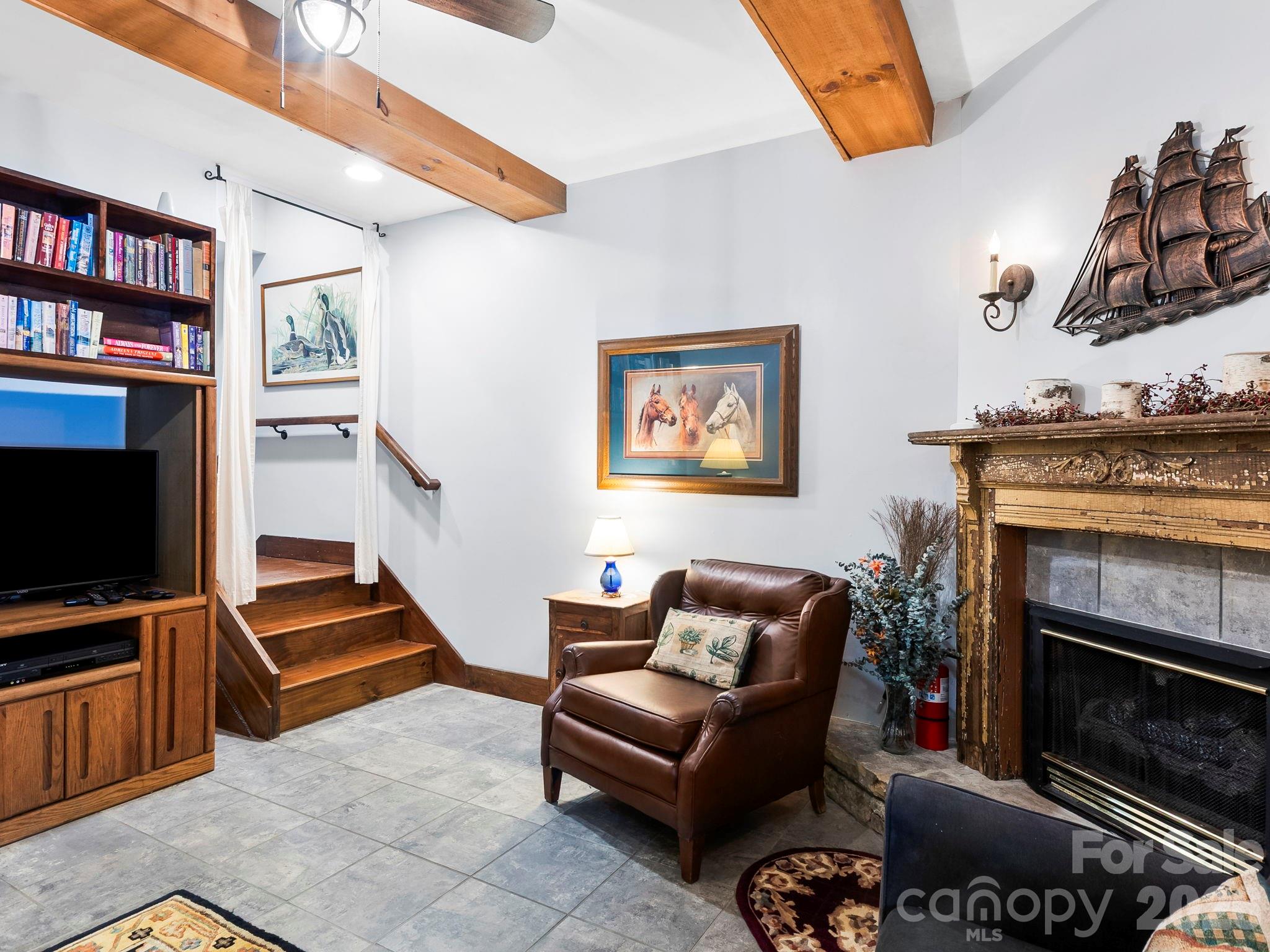 952 & 970 Morgan Hill Road — Black Mountain