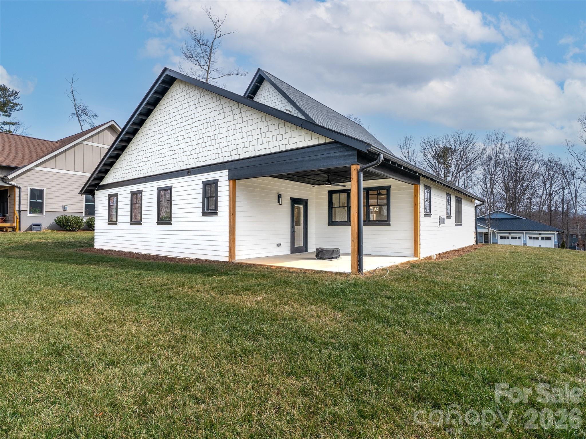 17 Ashe Park Circle — Asheville