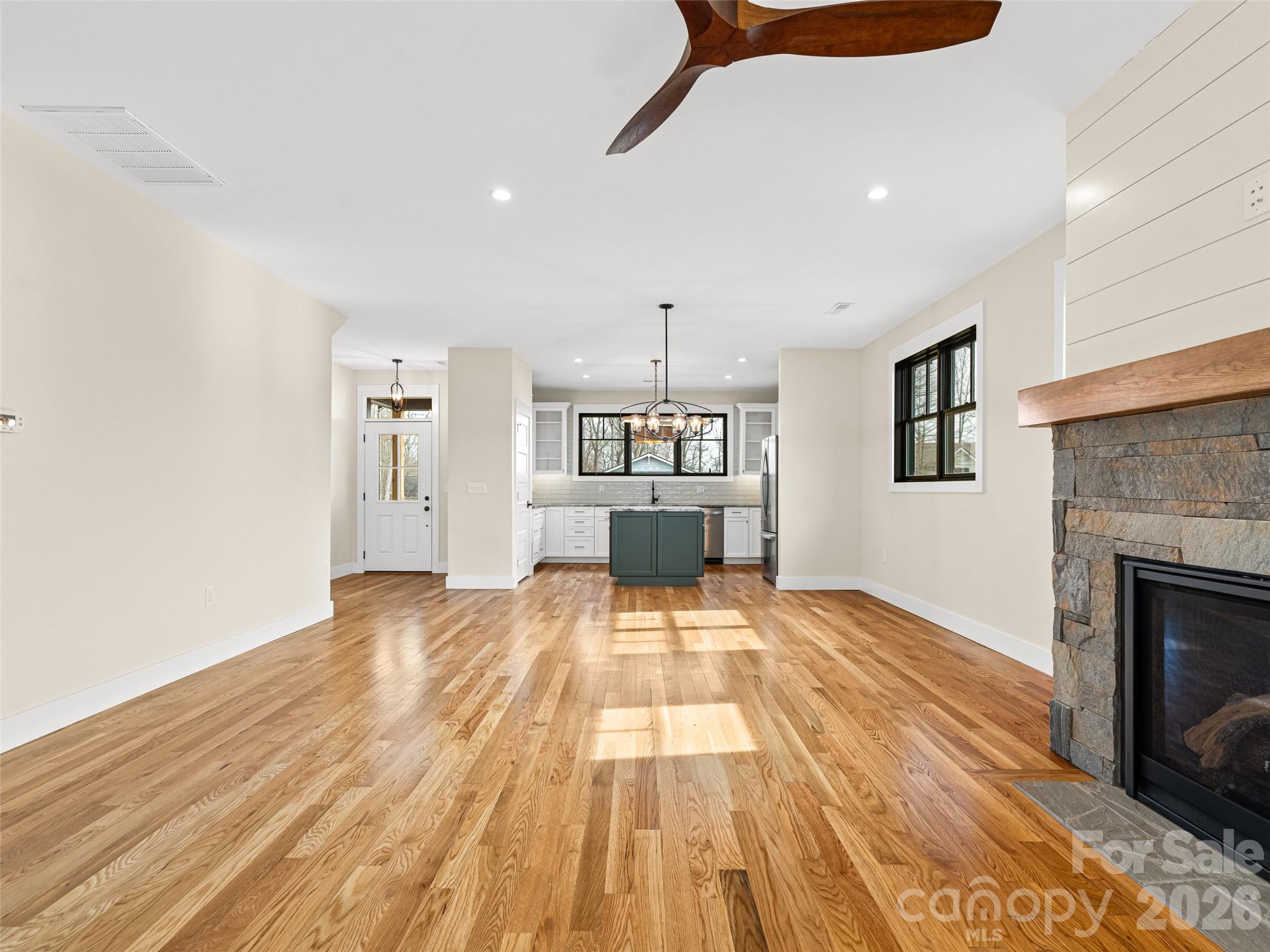 17 Ashe Park Circle — Asheville