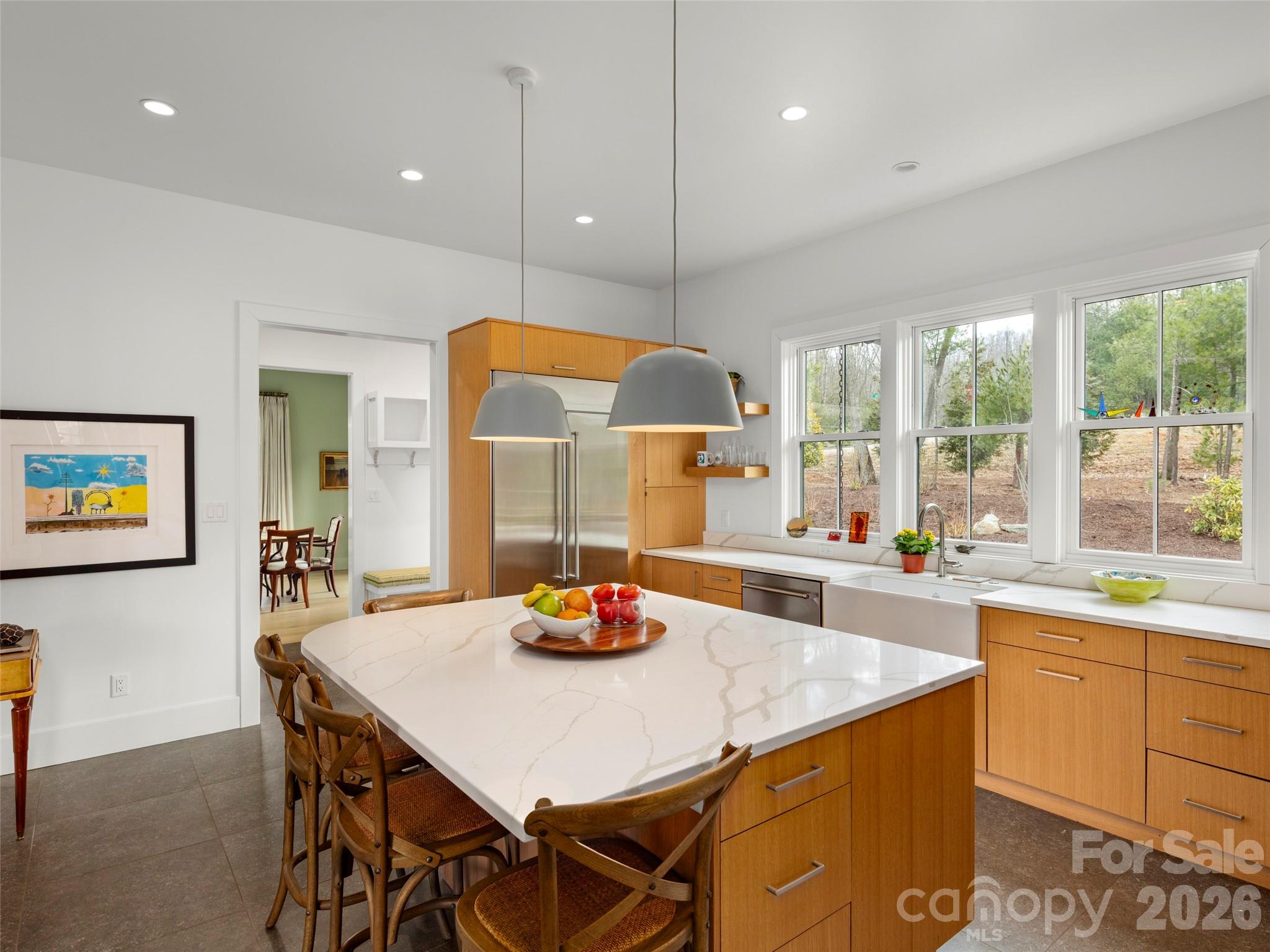 206 Kelmscott Lane — Asheville