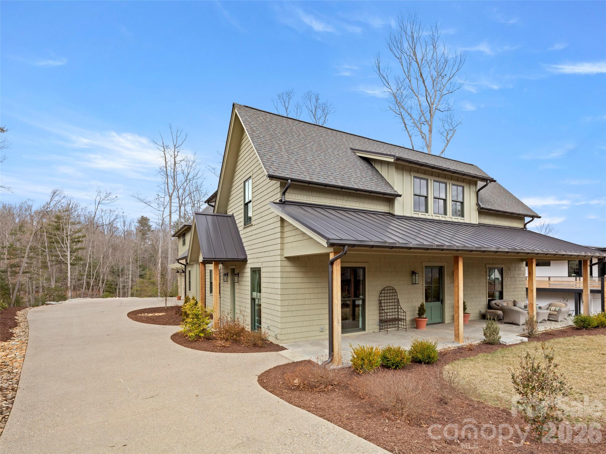206 Kelmscott Lane — Asheville