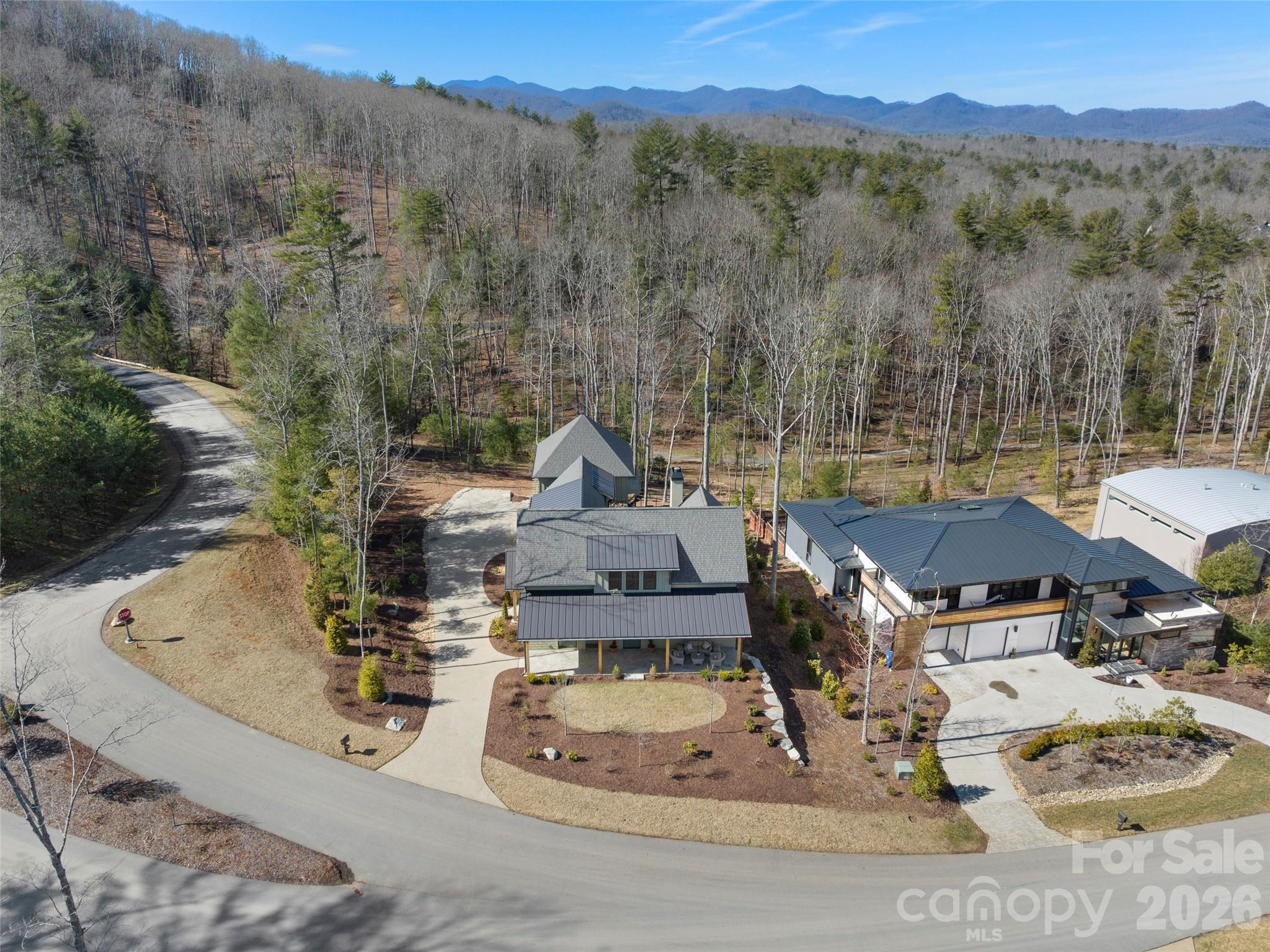 206 Kelmscott Lane — Asheville