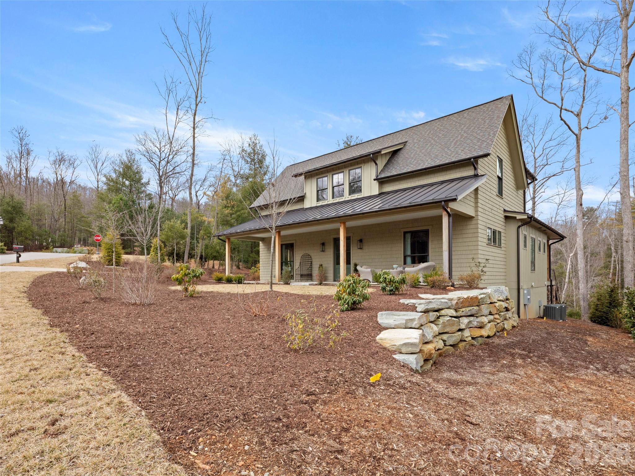 206 Kelmscott Lane — Asheville