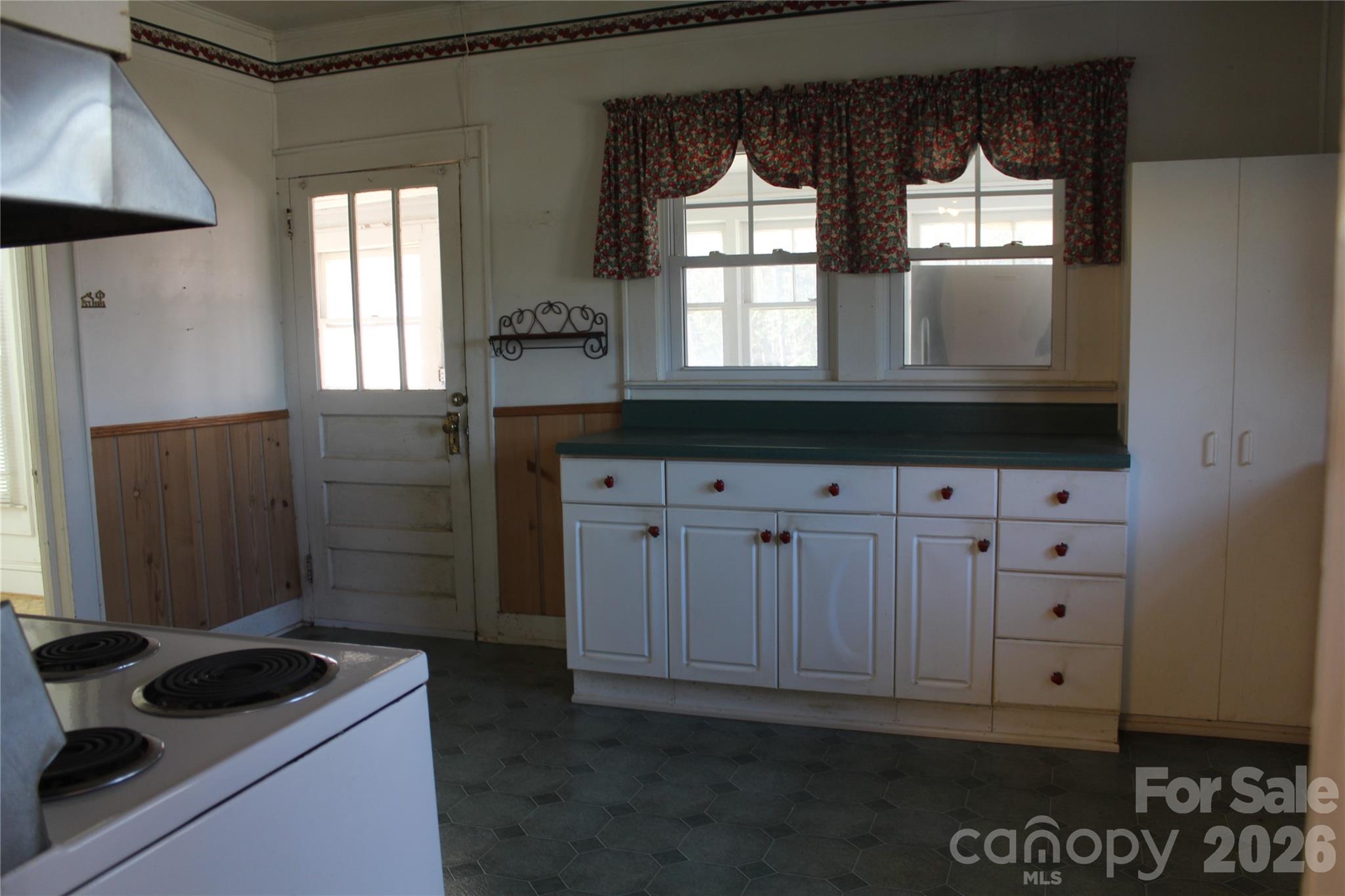 113 Williams Way — Morganton