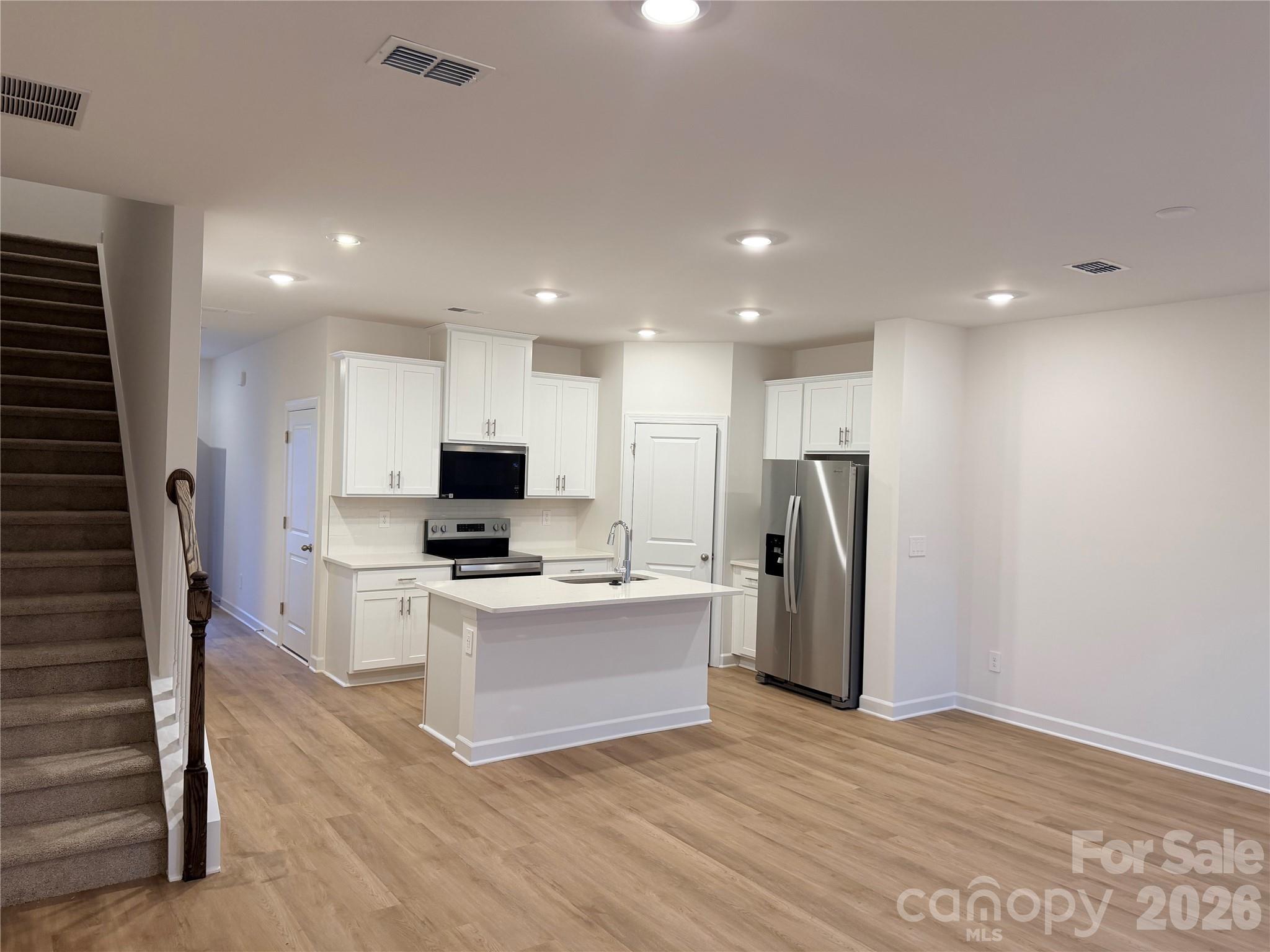 8112 Hidden Springs Trail — Charlotte