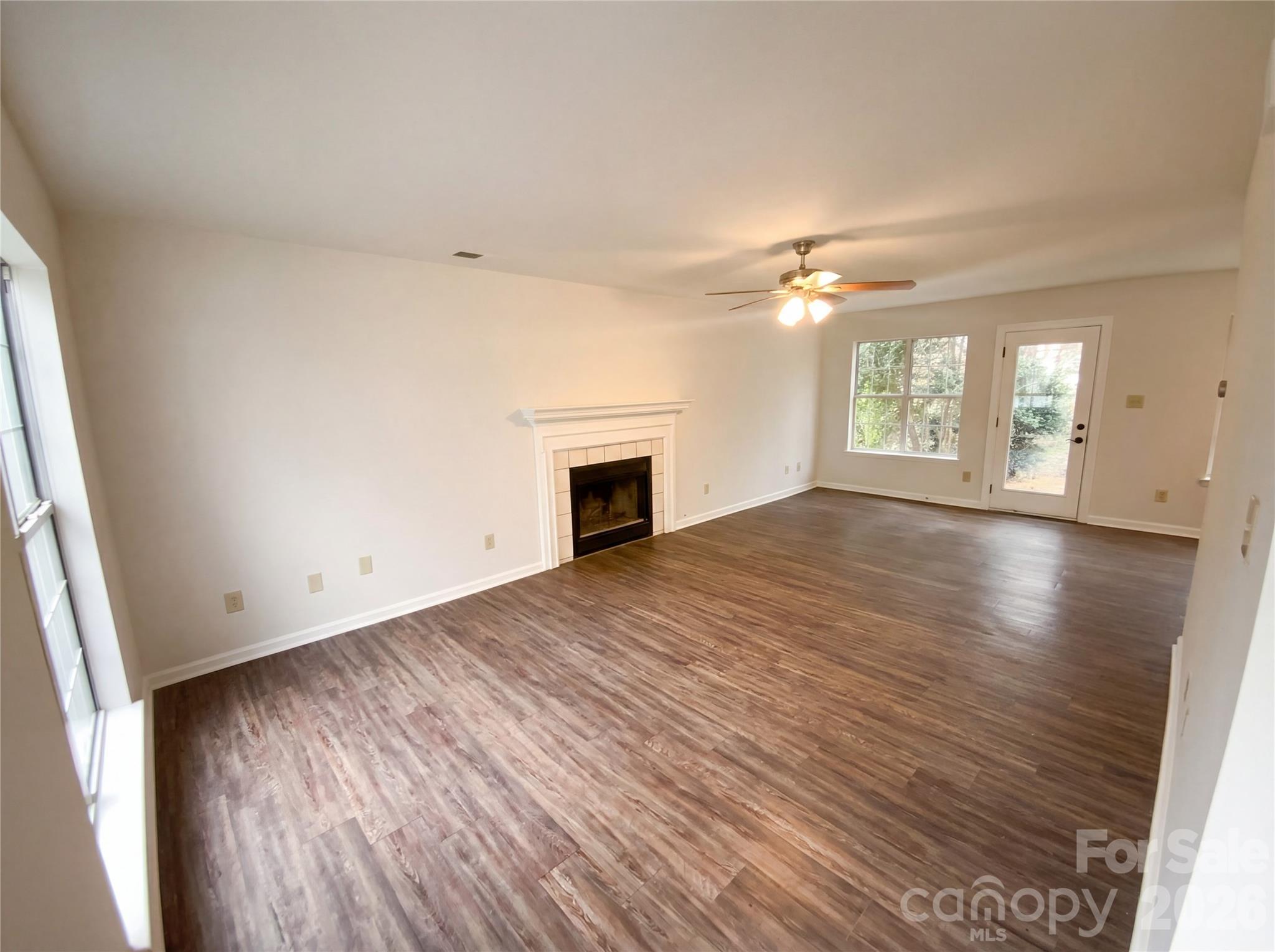 5719 Rocbridge Lane — Charlotte