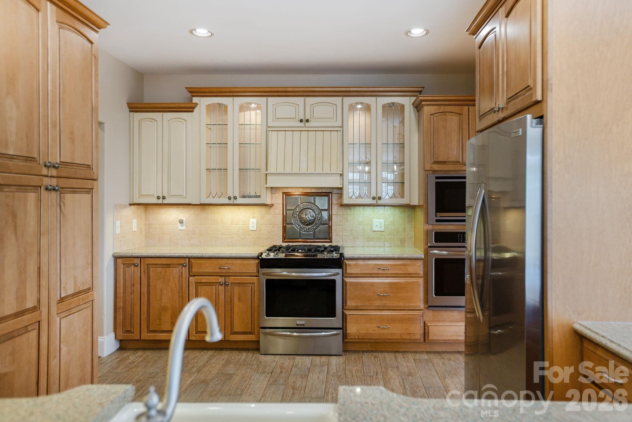 16 WINTERBERRY Drive — Hendersonville