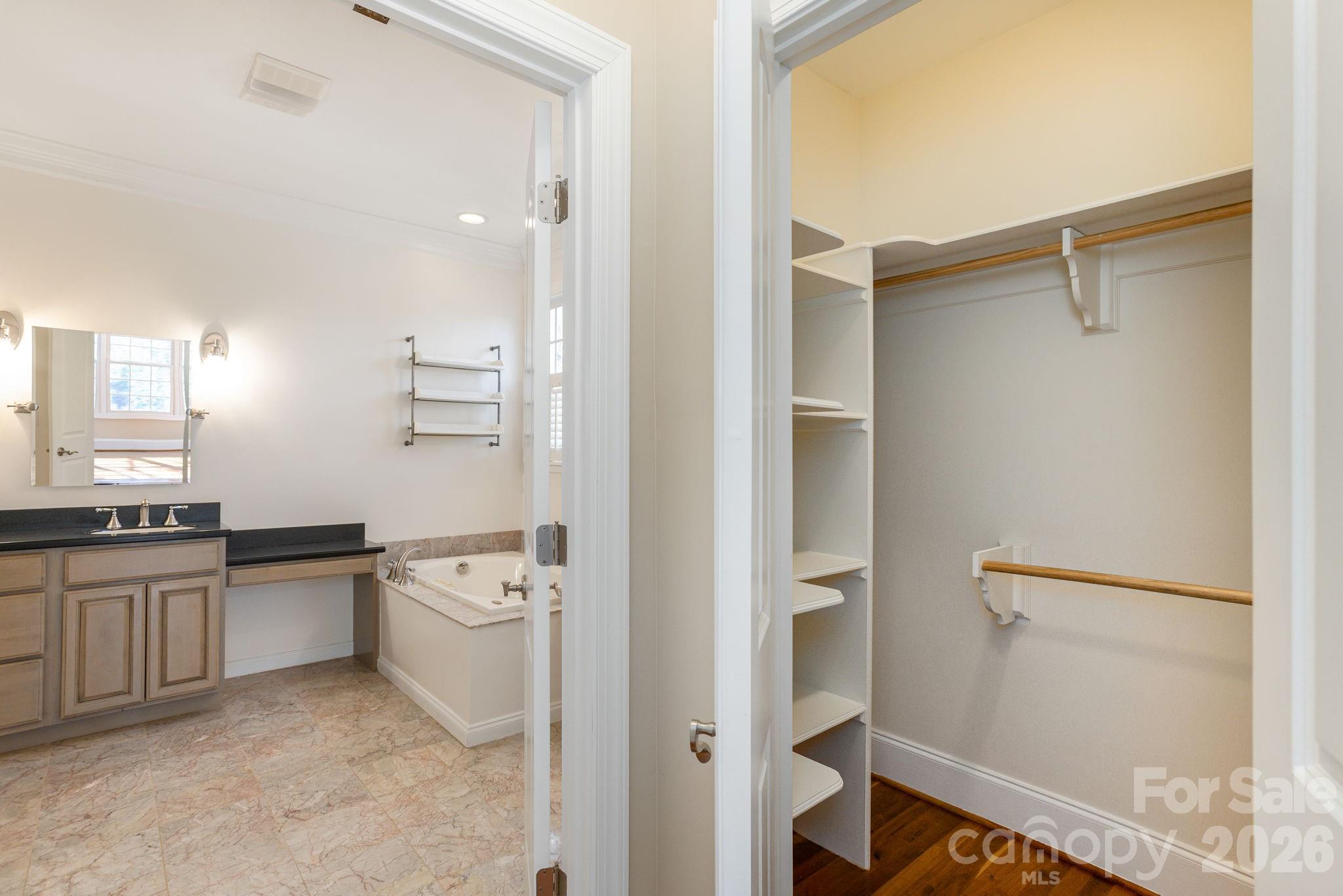 16 WINTERBERRY Drive — Hendersonville