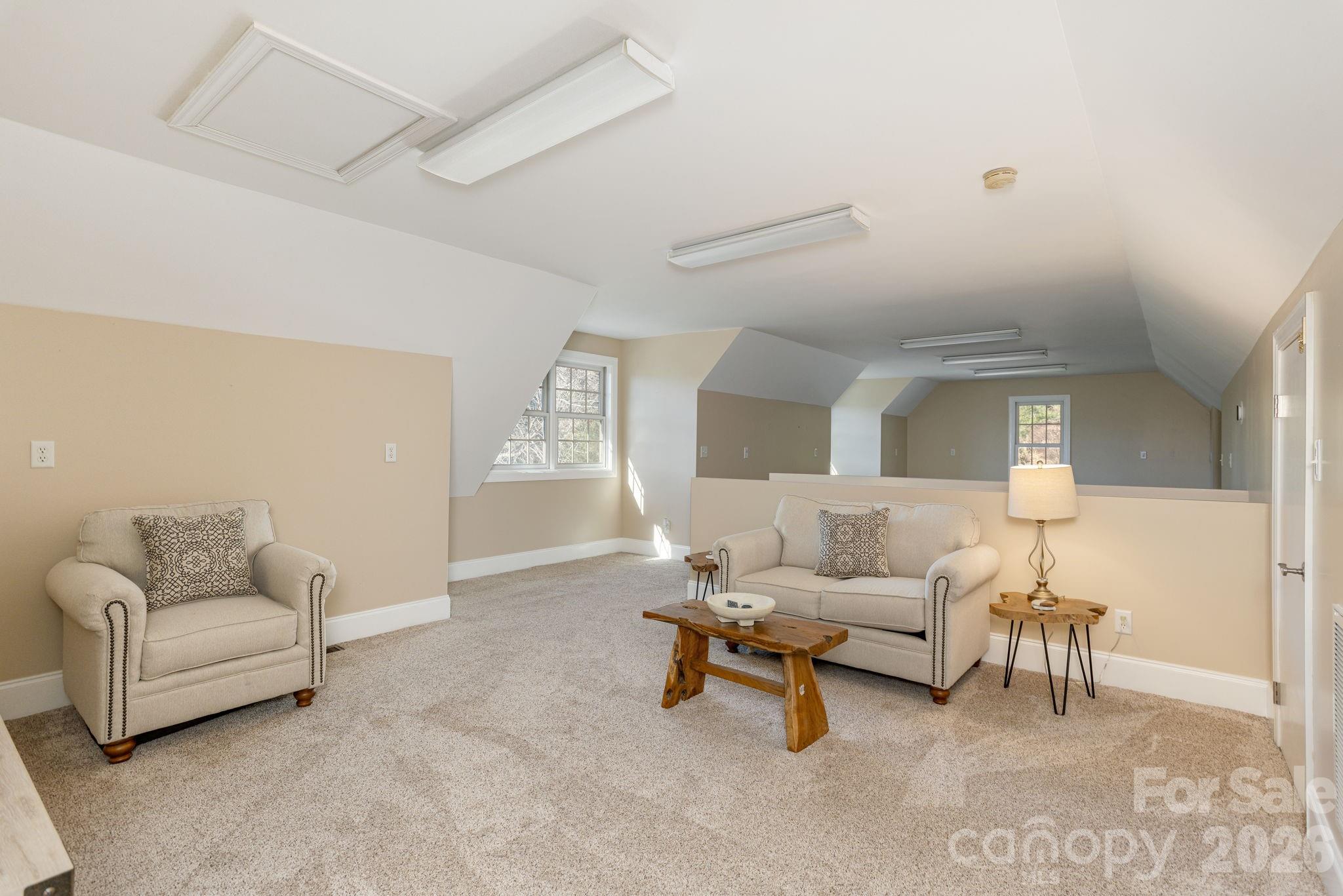 16 WINTERBERRY Drive — Hendersonville