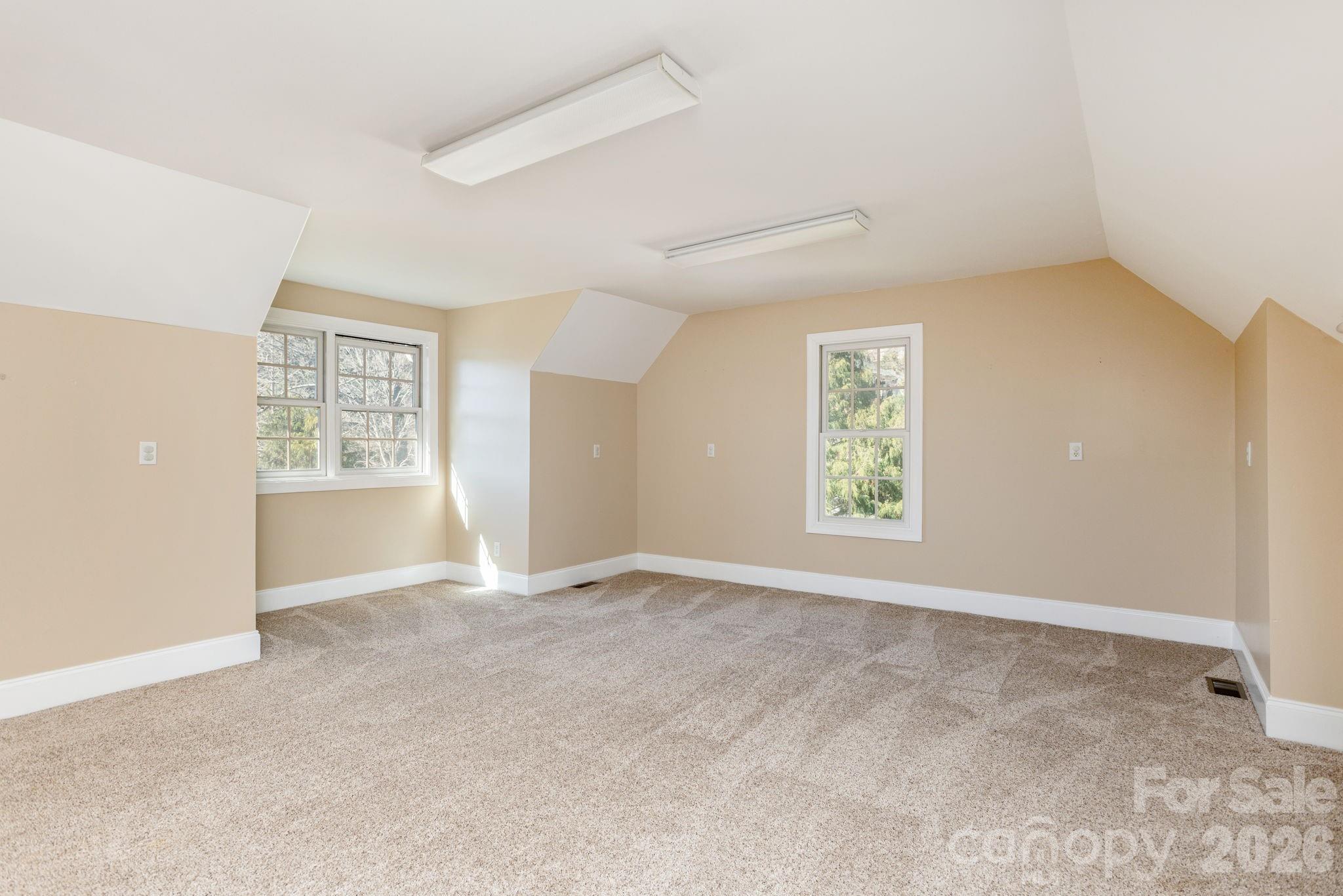 16 WINTERBERRY Drive — Hendersonville