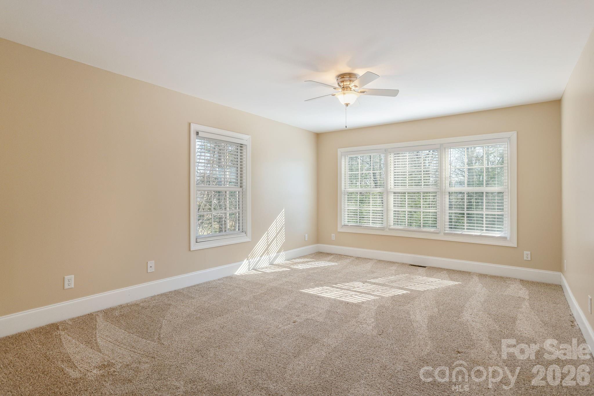16 WINTERBERRY Drive — Hendersonville