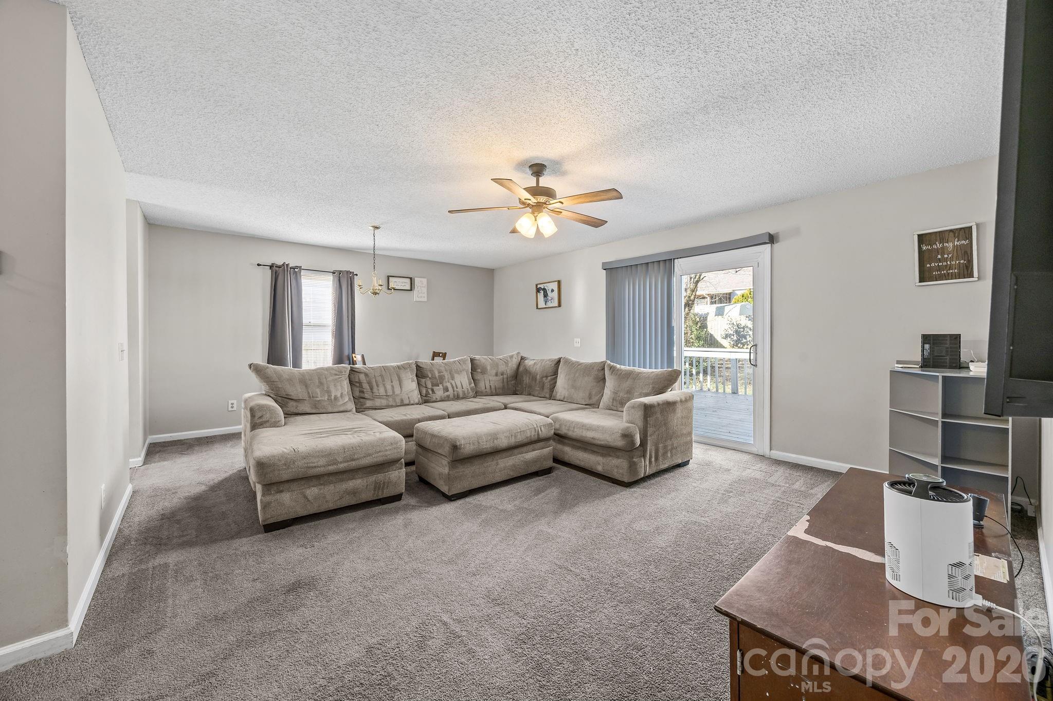 1010 Oakmont Court — Salisbury