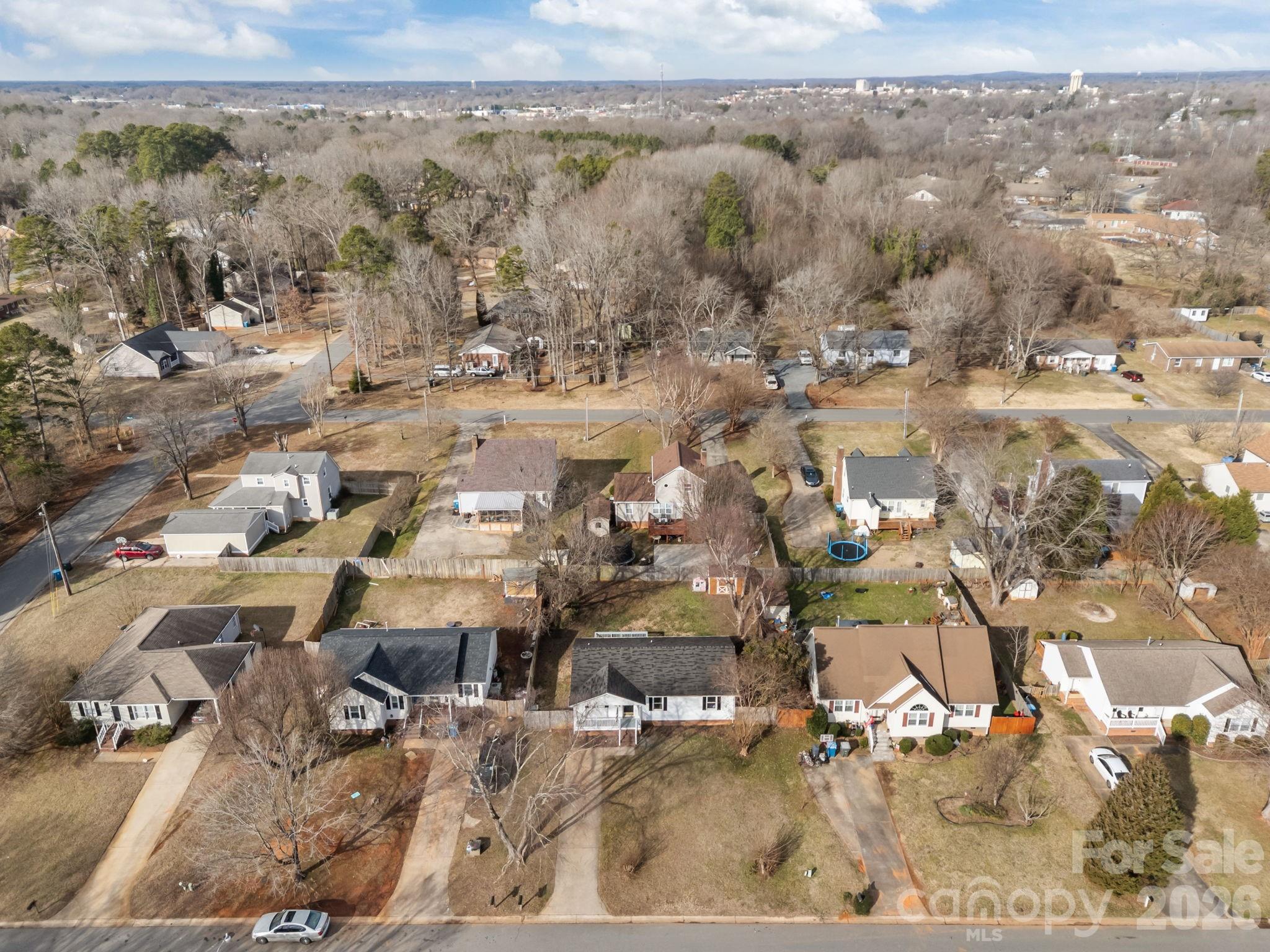 1010 Oakmont Court — Salisbury