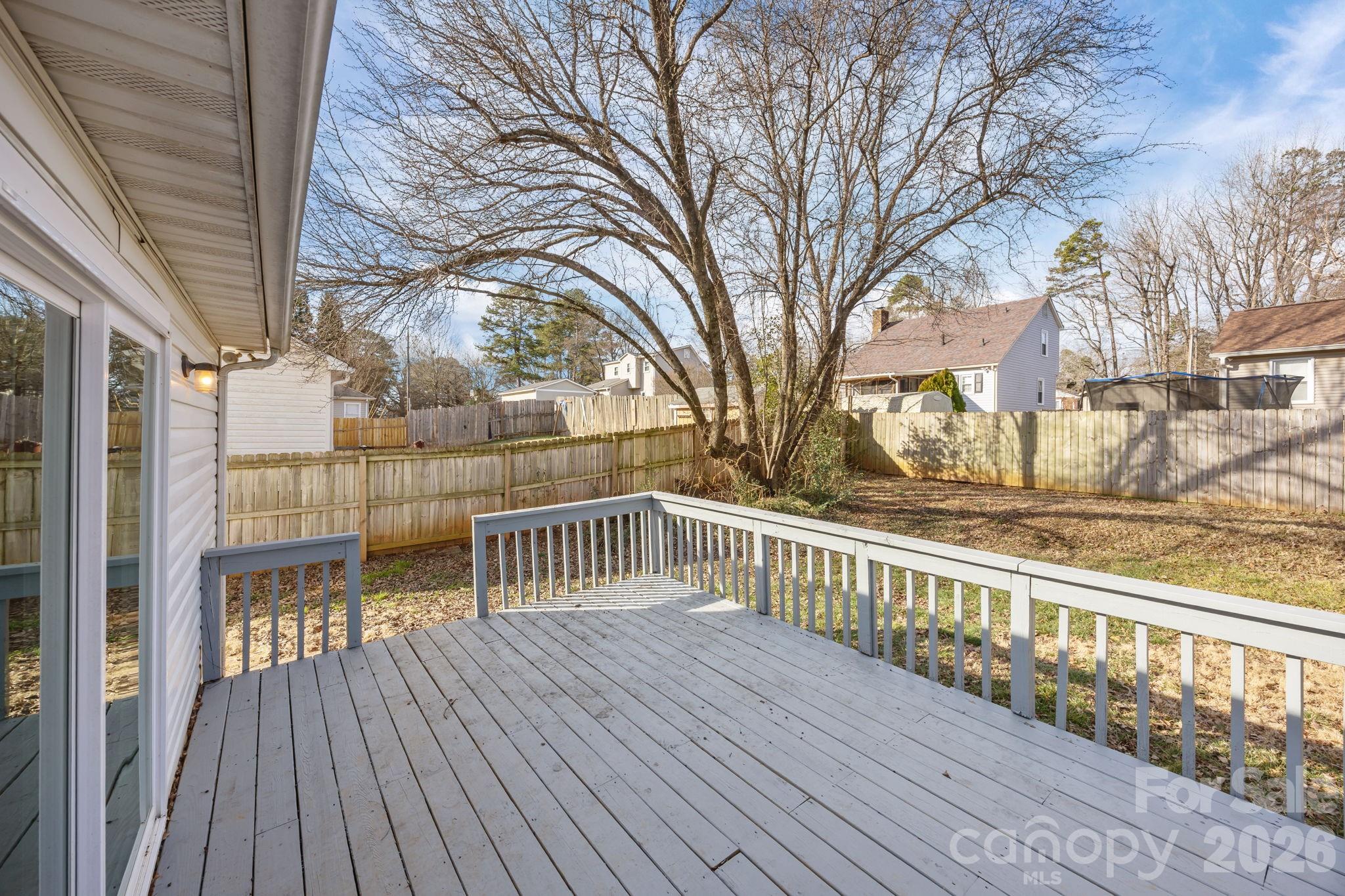 1010 Oakmont Court — Salisbury