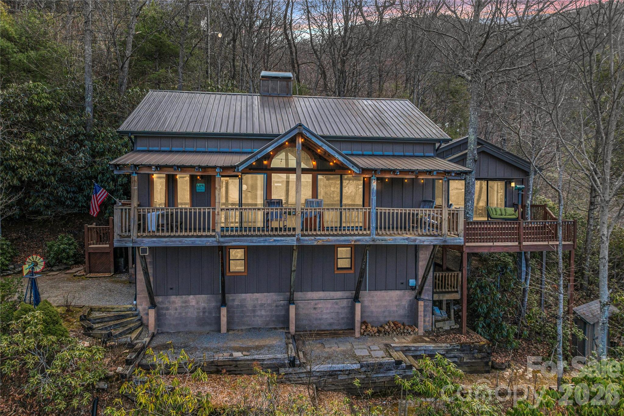 236 Dove Drive — Maggie Valley