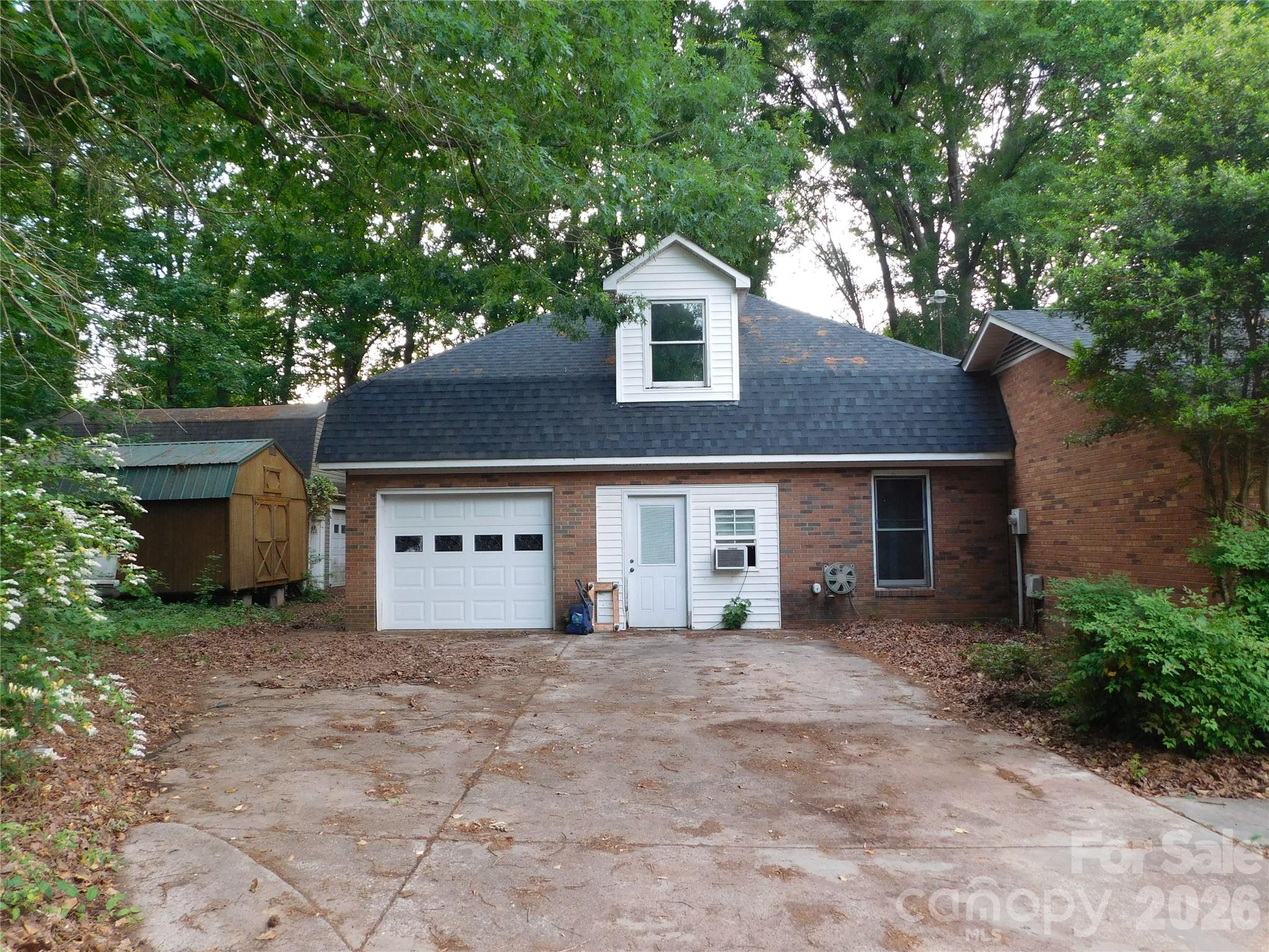 5509 Morgan Mill Road — Monroe