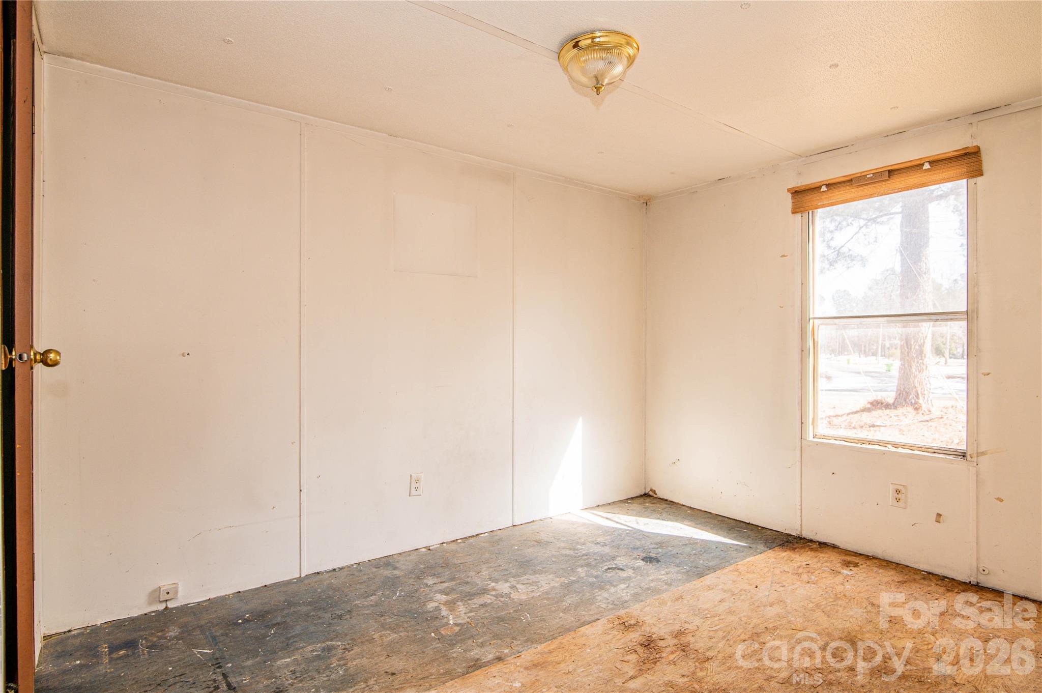 682 Grant Drive — Roanoke Rapids