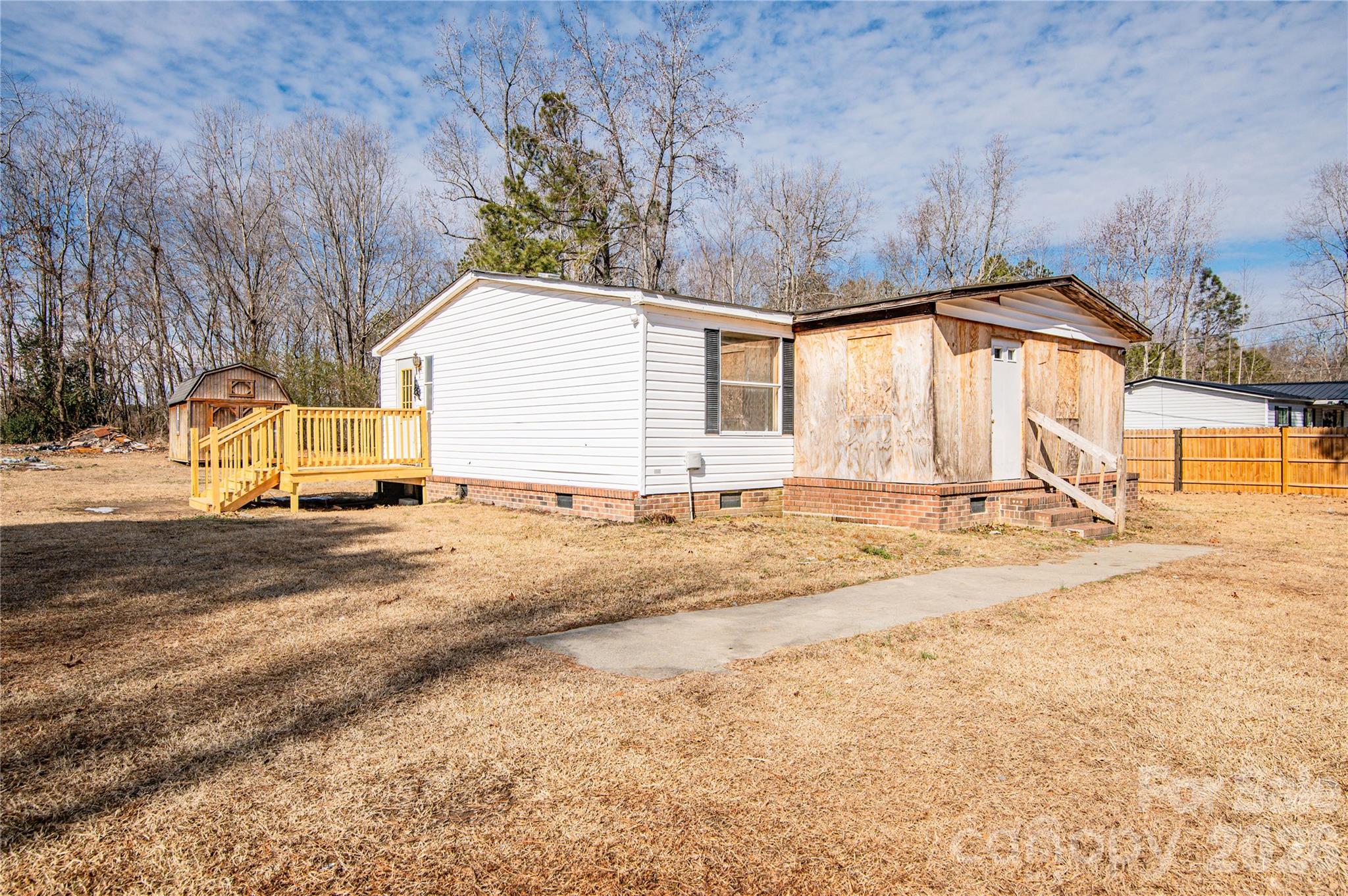 682 Grant Drive — Roanoke Rapids