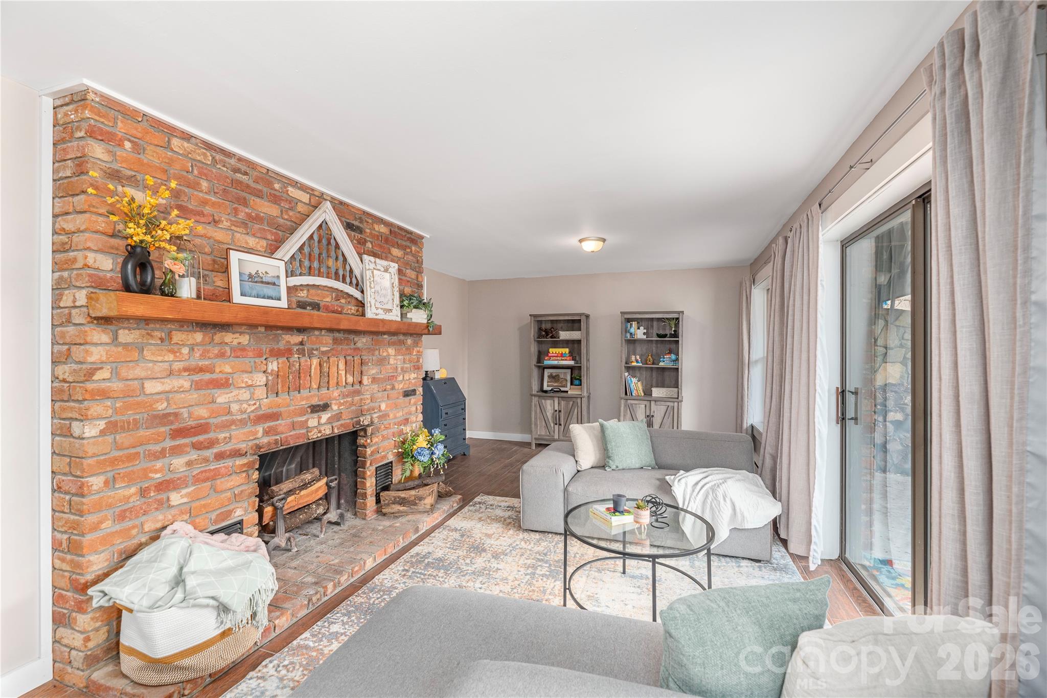 85 Dawn Lane — Canton