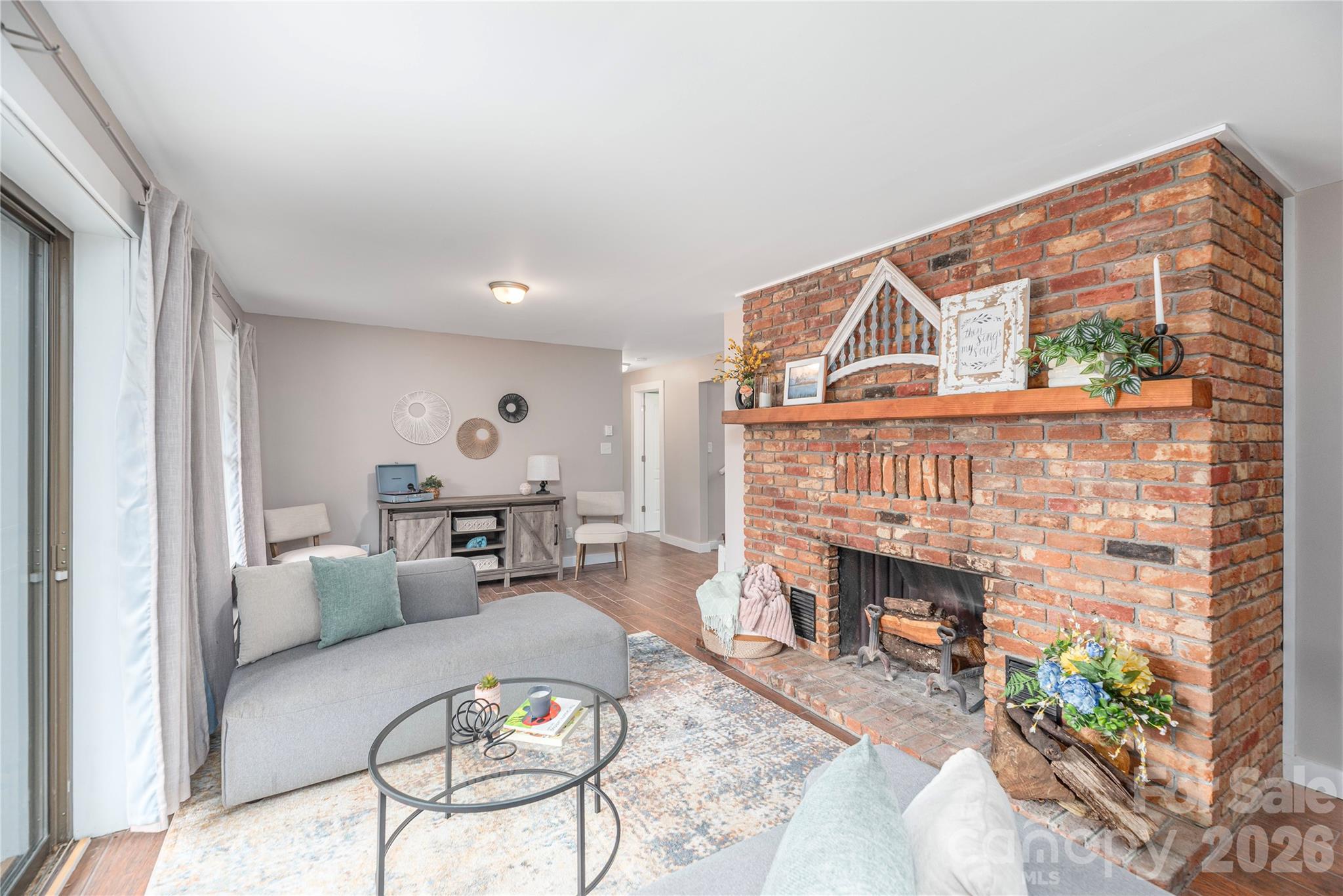 85 Dawn Lane — Canton