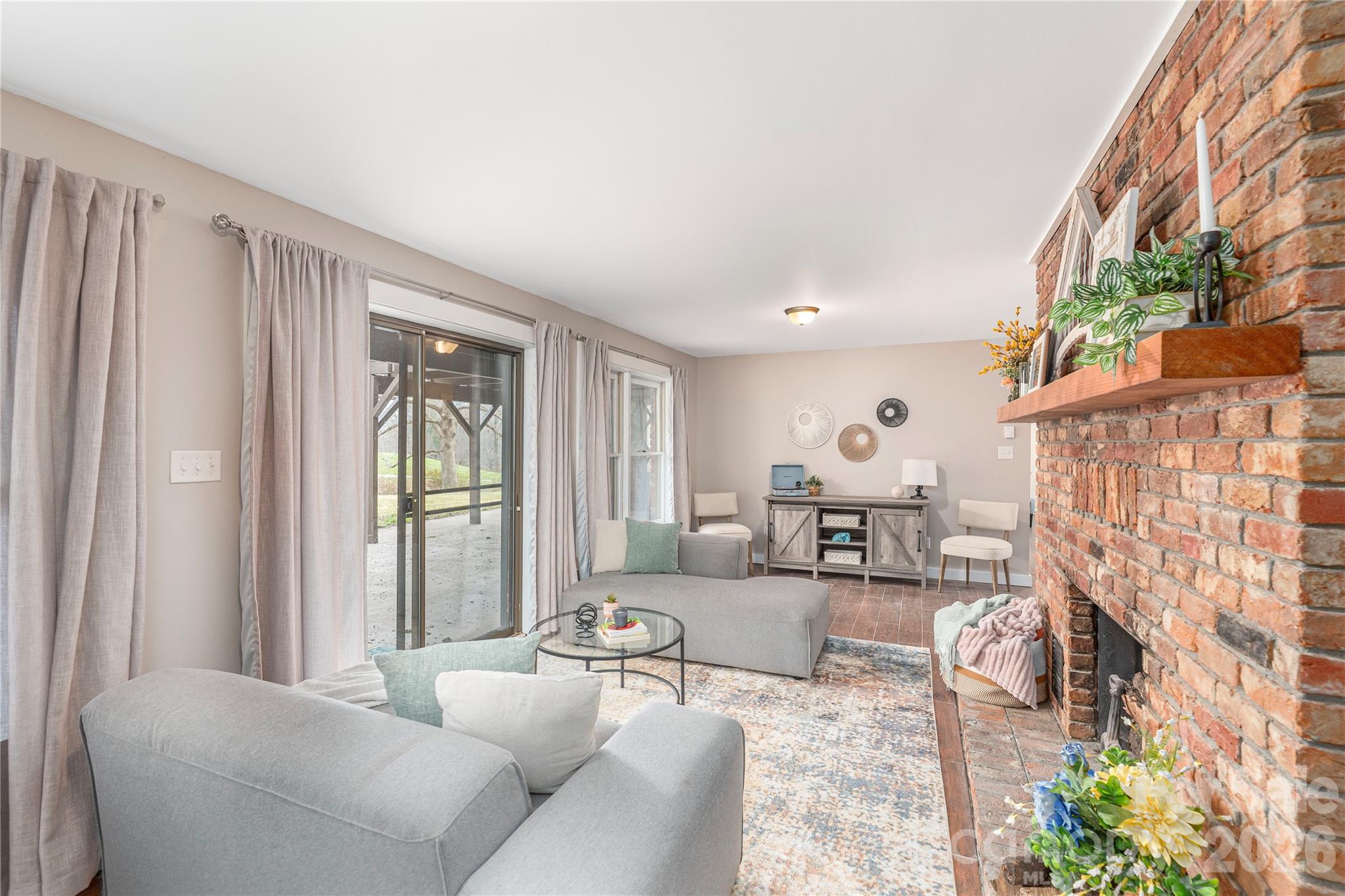 85 Dawn Lane — Canton