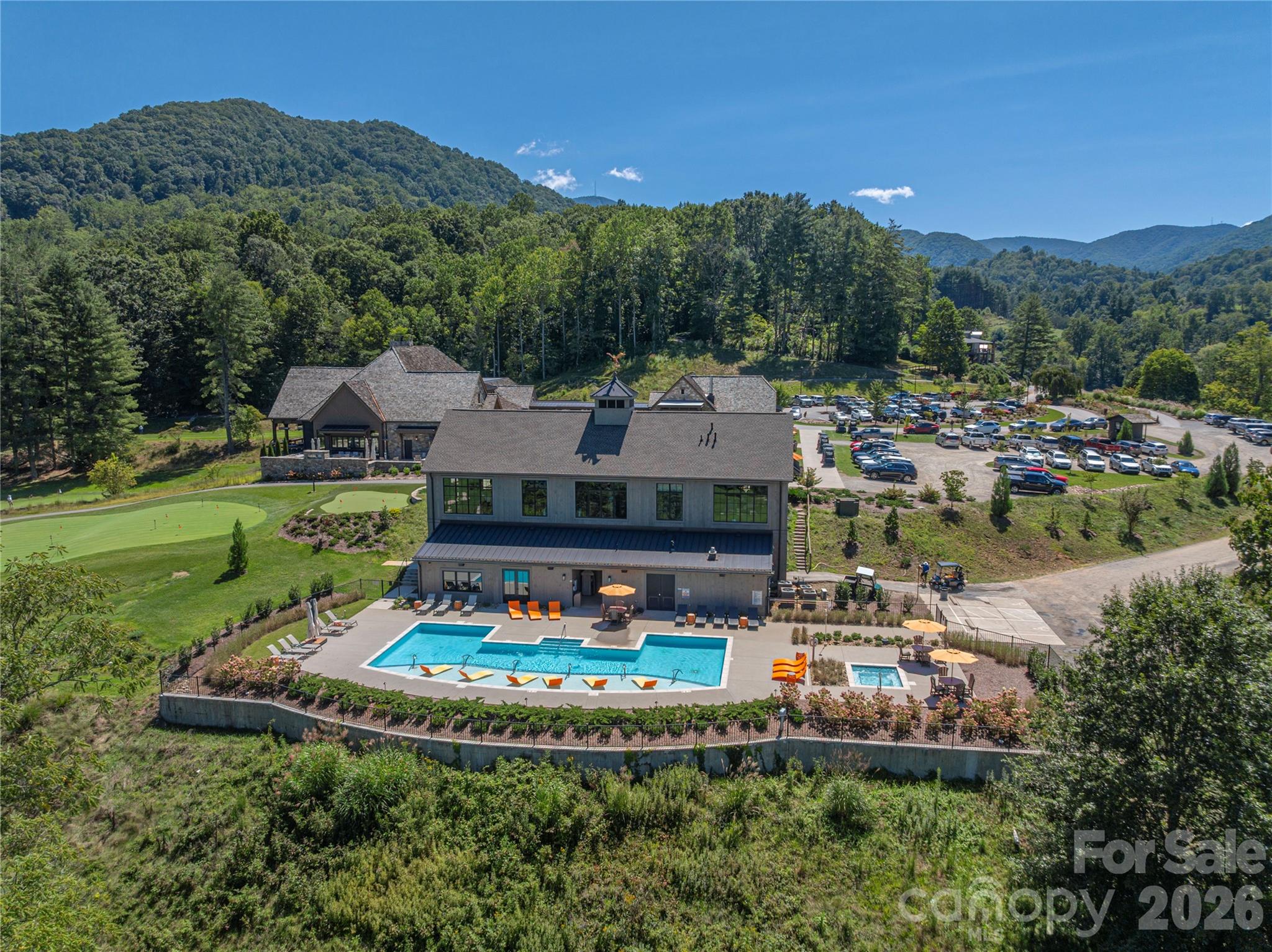 85 Dawn Lane — Canton
