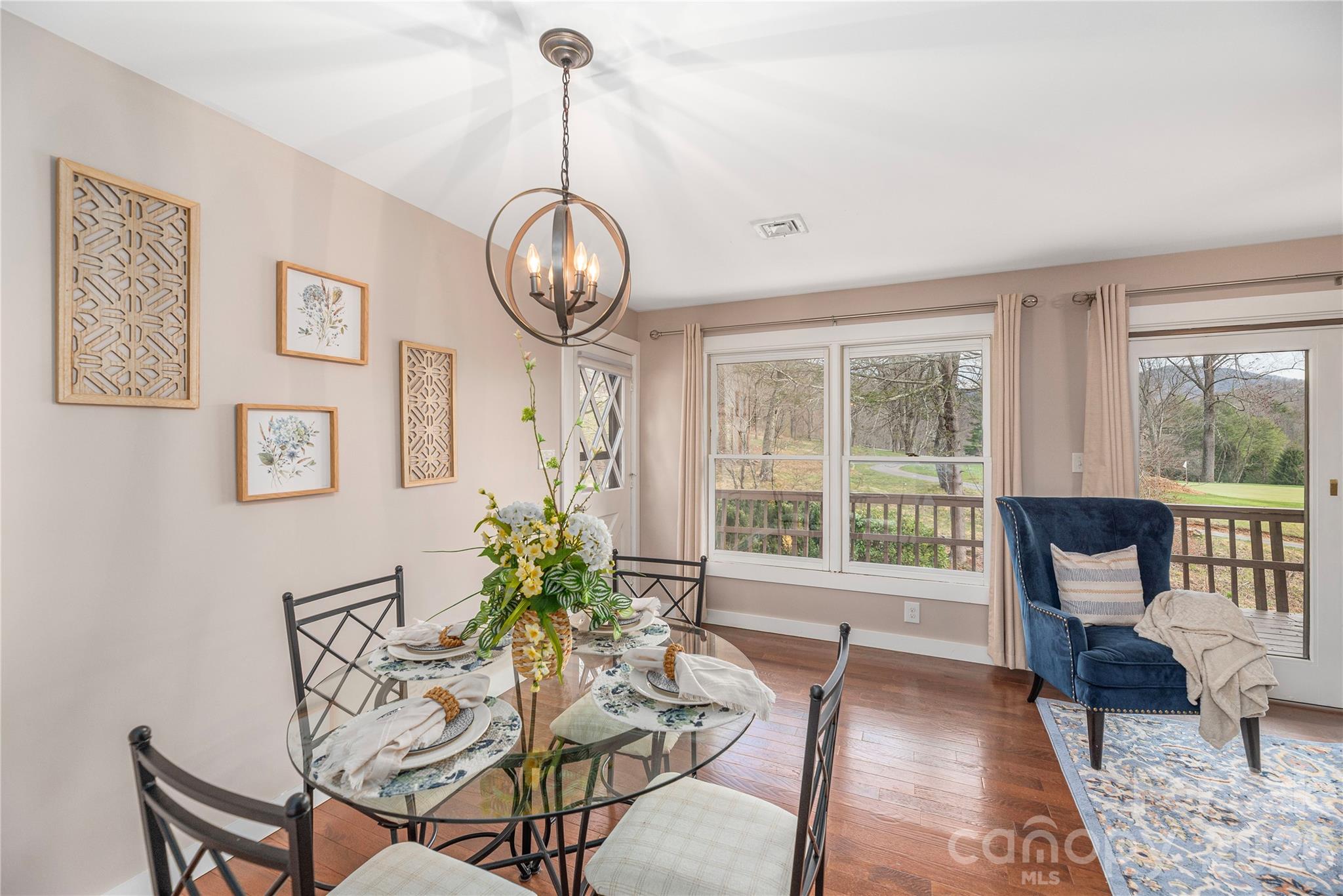 85 Dawn Lane — Canton