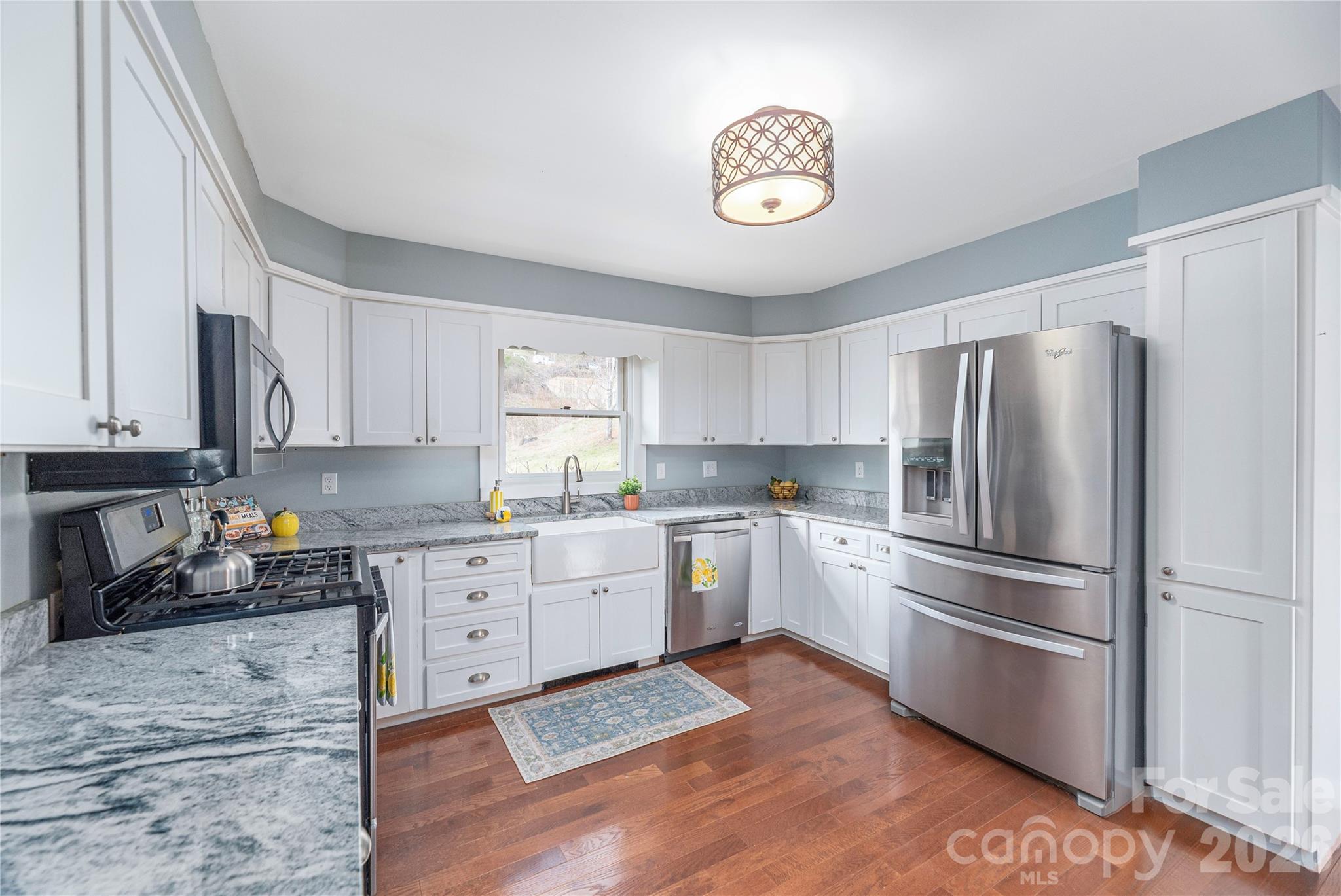 85 Dawn Lane — Canton