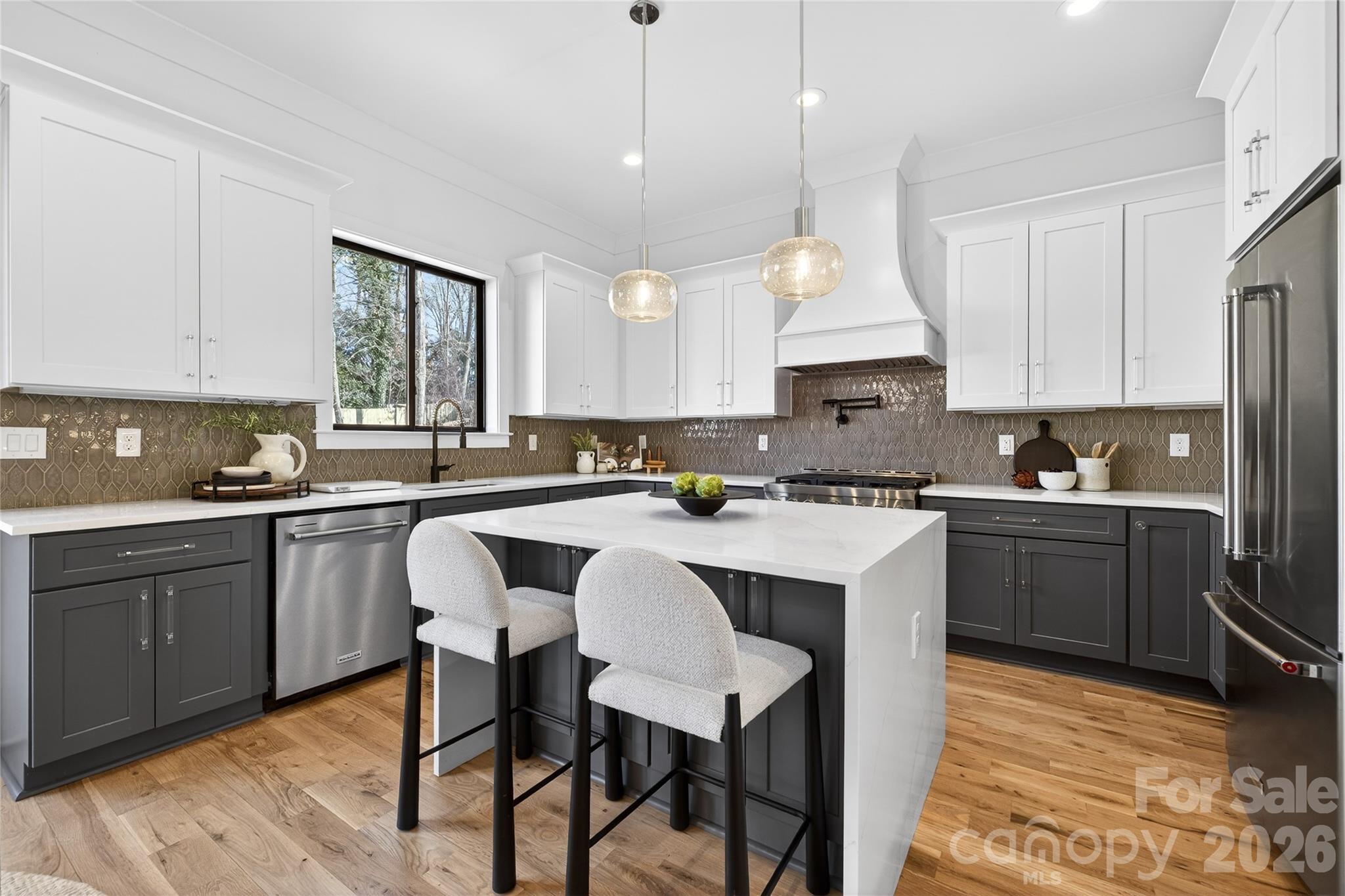 16311 Riverpointe Drive — Charlotte