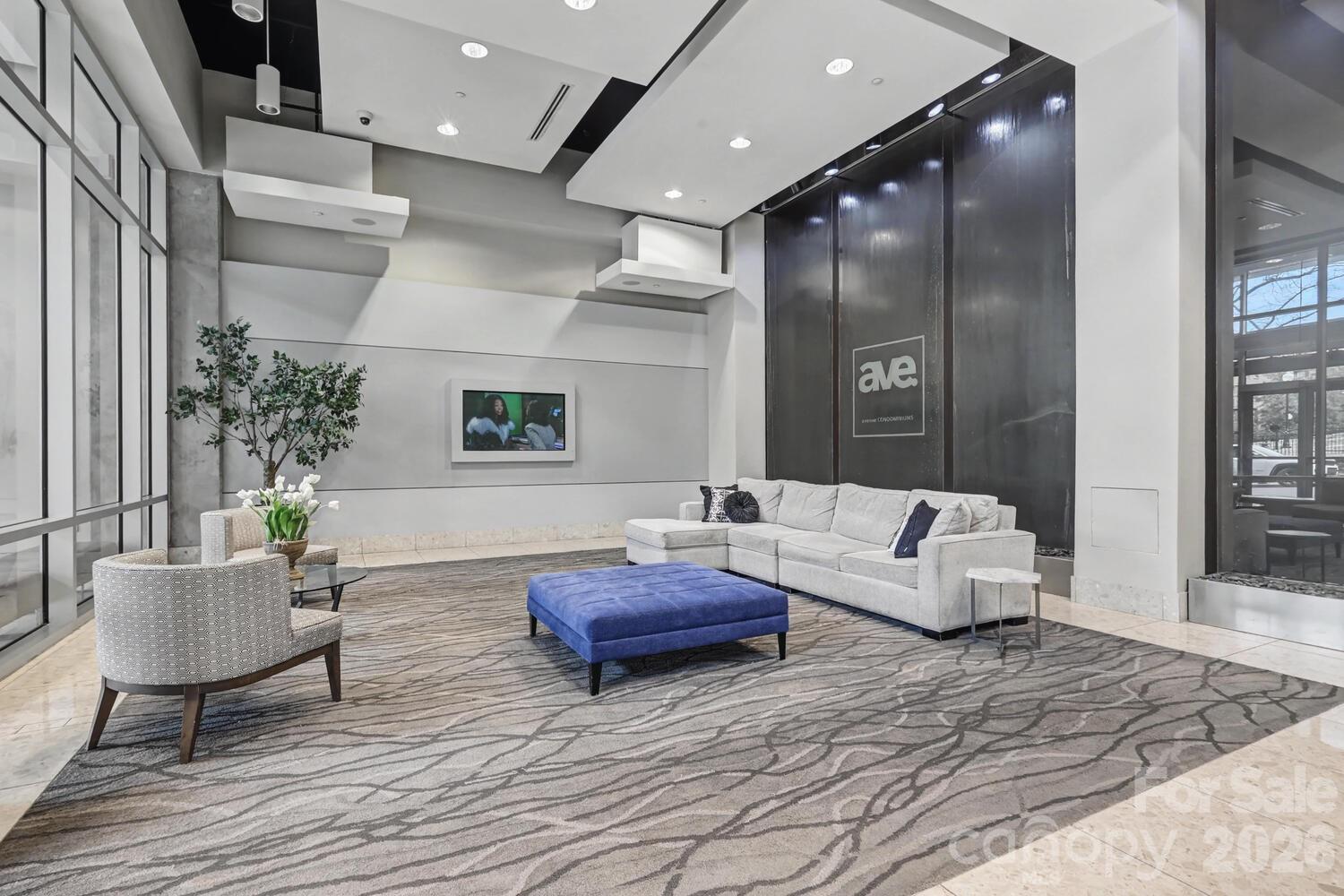 210 N Church Street #1507 — Charlotte