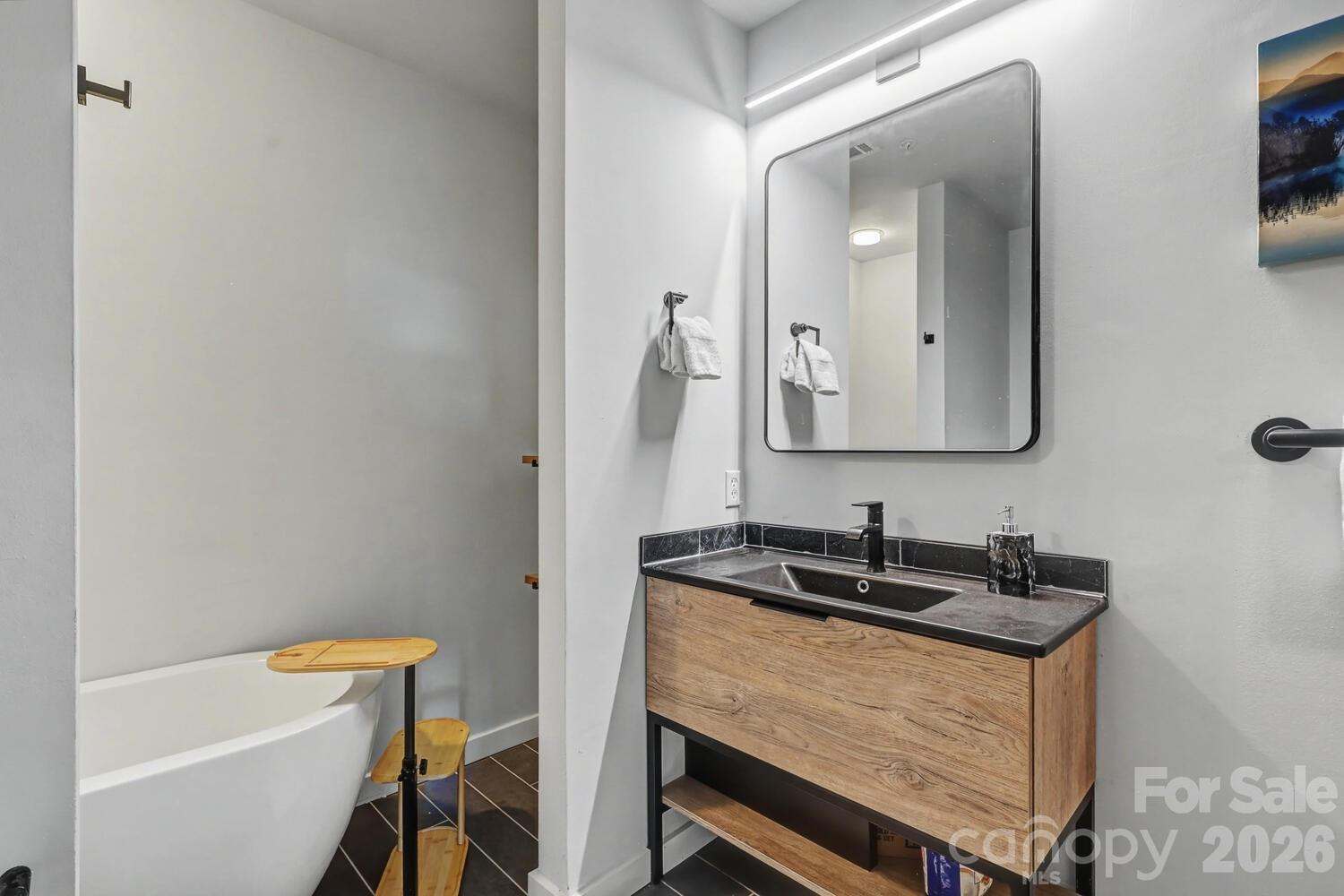 210 N Church Street #1507 — Charlotte