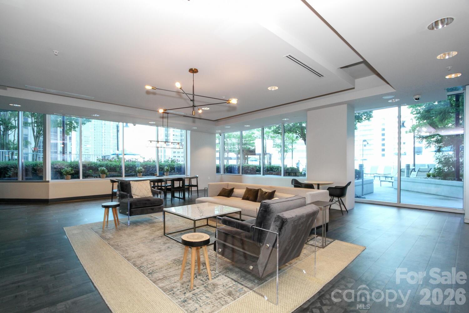 210 N Church Street #1507 — Charlotte