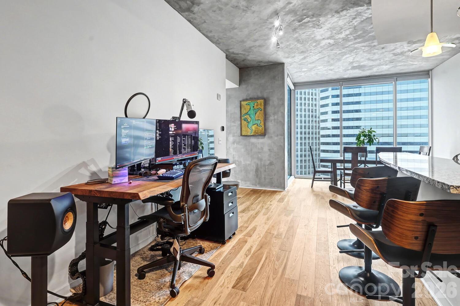 210 N Church Street #1507 — Charlotte