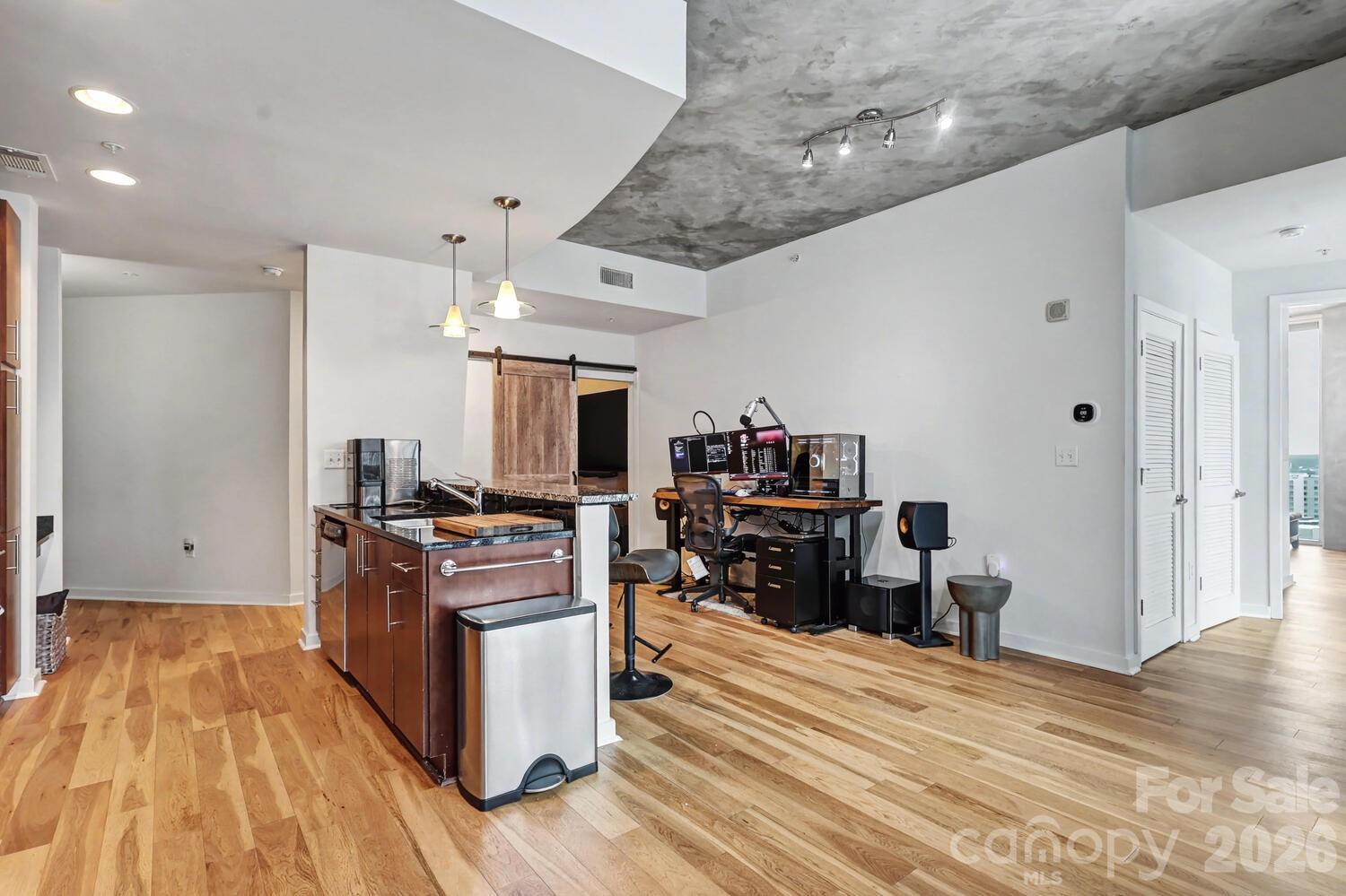 210 N Church Street #1507 — Charlotte