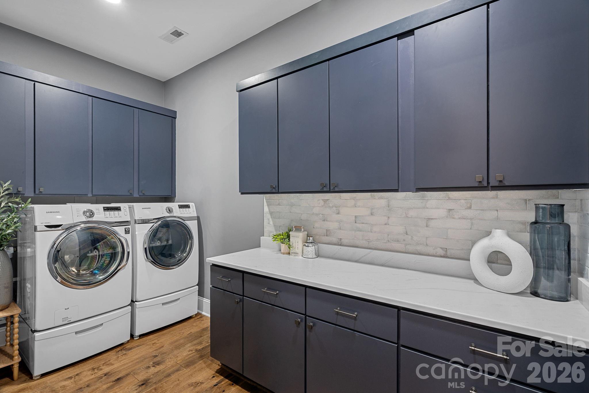 103 N Cove Key Lane — Mooresville