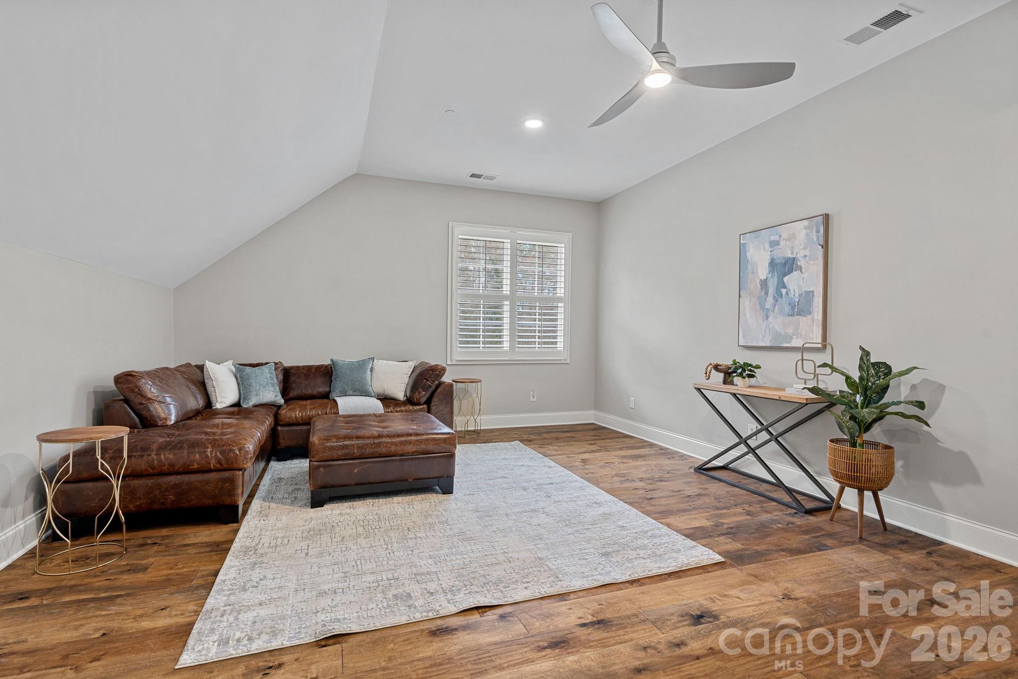 103 N Cove Key Lane — Mooresville
