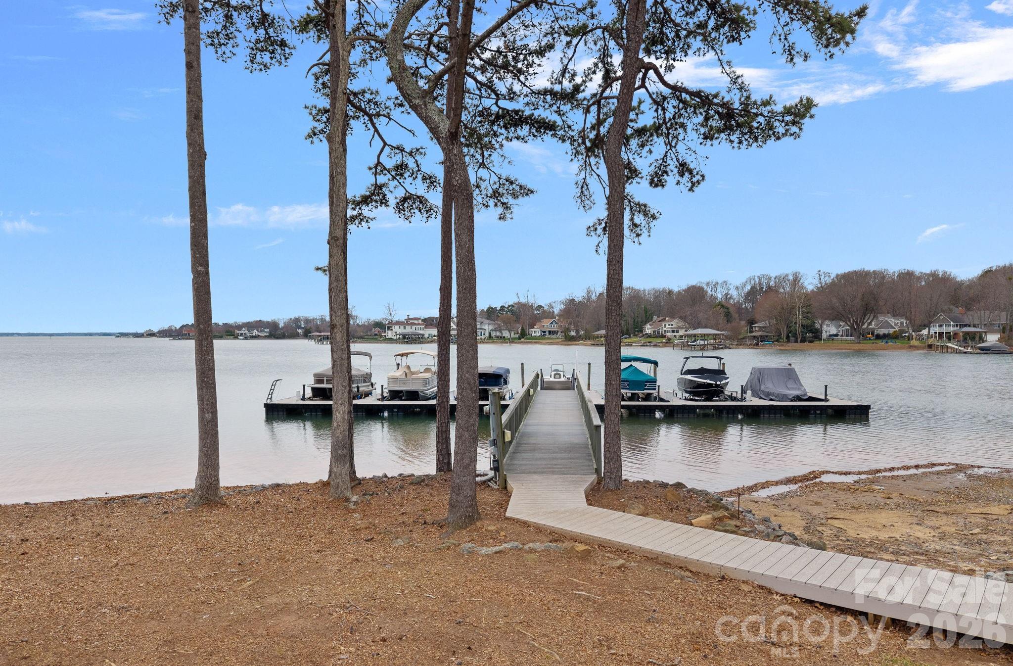103 N Cove Key Lane — Mooresville