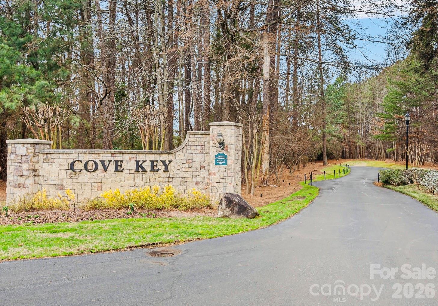 103 N Cove Key Lane — Mooresville