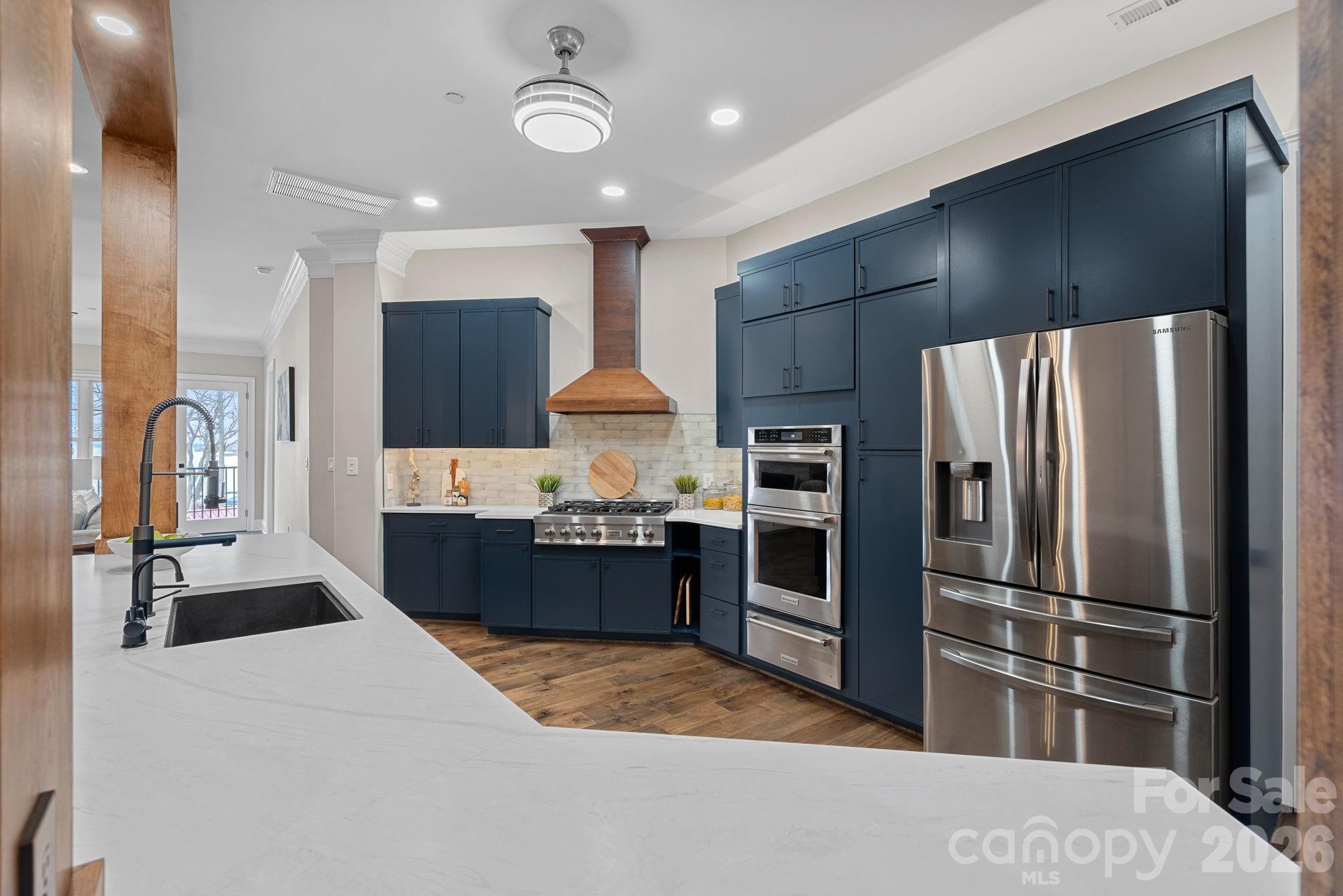 103 N Cove Key Lane — Mooresville