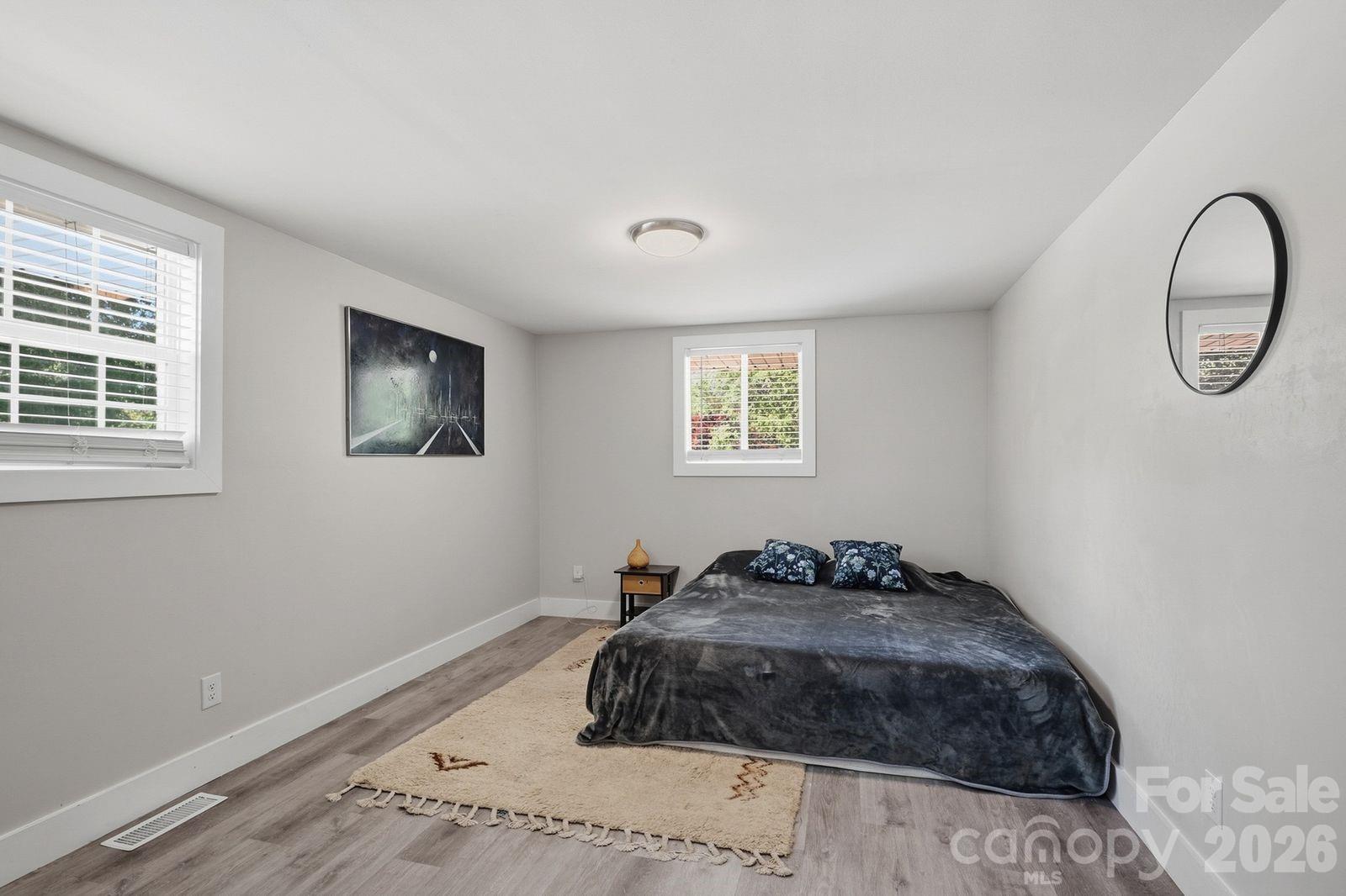 1405 Lakeview Drive — Pineville