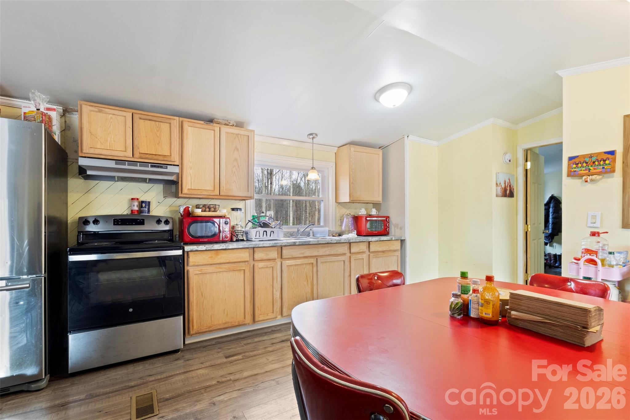 500 White Jenkins Road — Bessemer City